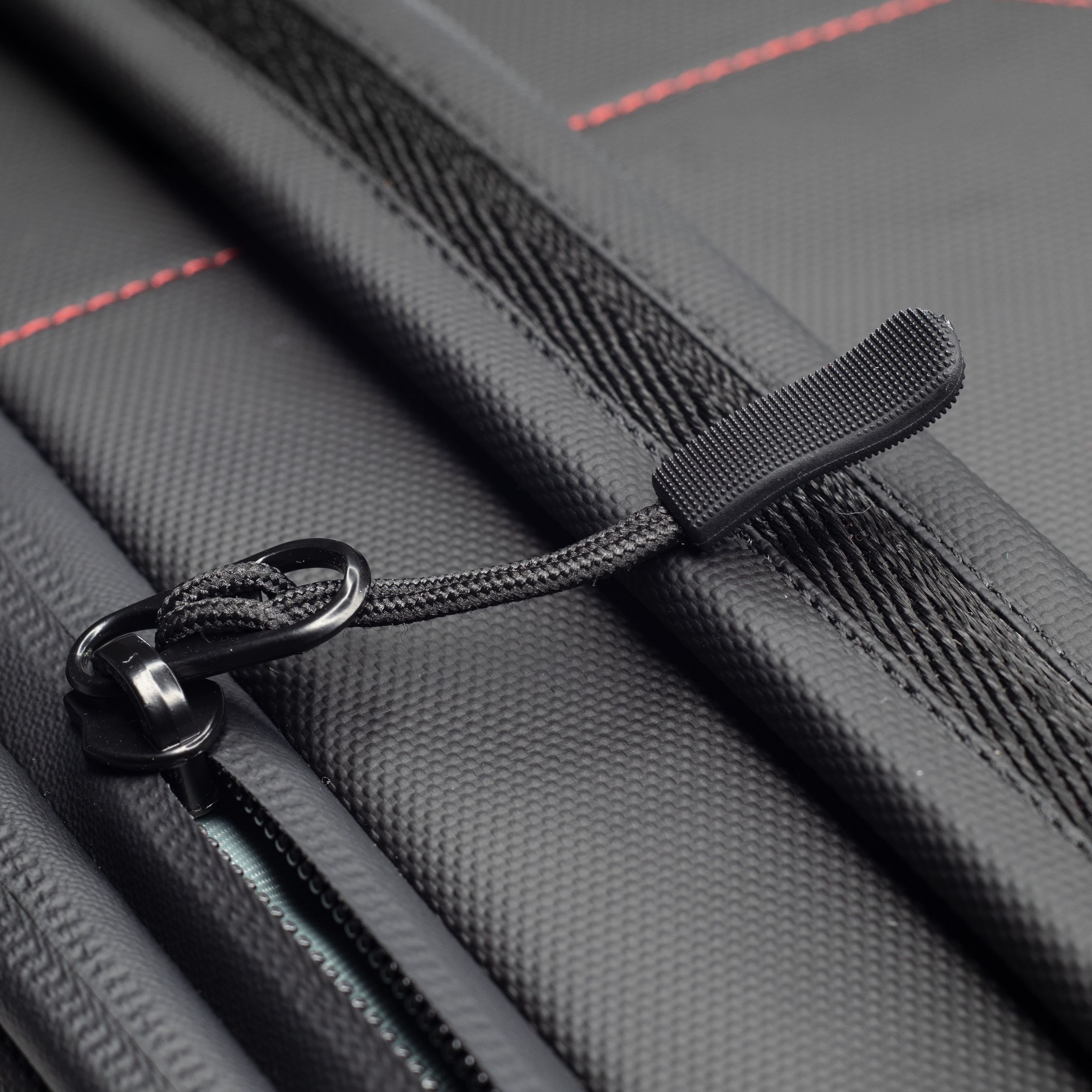 Carbonado Envoy Fabric Laptop Sling Bag for 14 Inch Laptop (10 L, G Hook, Black)_4