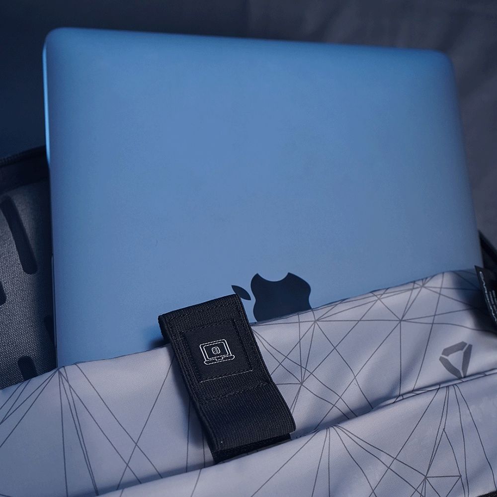 Carbonado GT3 Nylon, Polyester Laptop Backpack for 15 Inch Laptop (28 L, Water Repellent, Midnight Black)_10