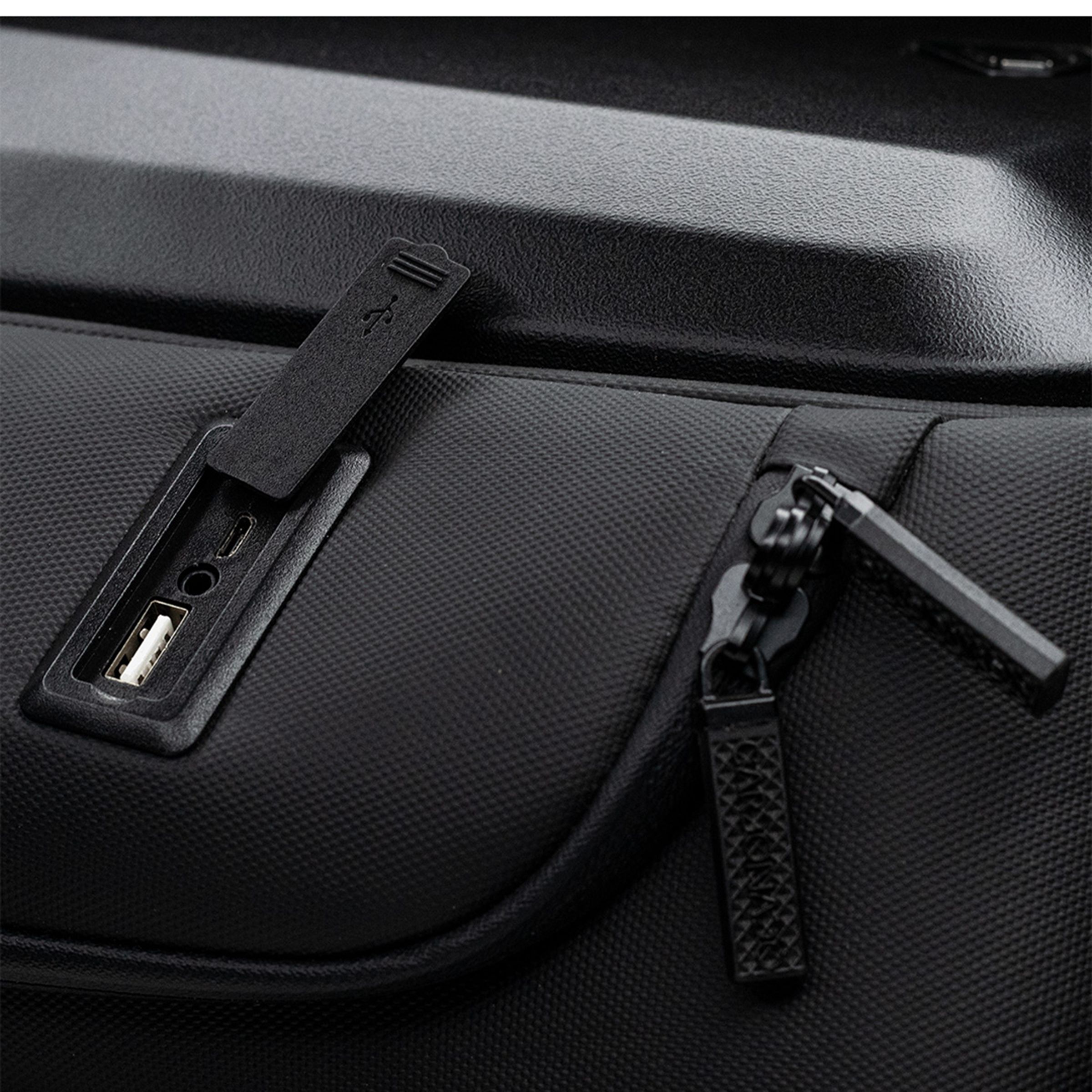 Carbonado GT3 Nylon, Polyester Laptop Backpack for 15 Inch Laptop (28 L, Water Repellent, Pache) Carbonado GT3 Nylon, Polyester Laptop Backpack for 15 Inch Laptop (28 L, Water Repellent, Pache)_12