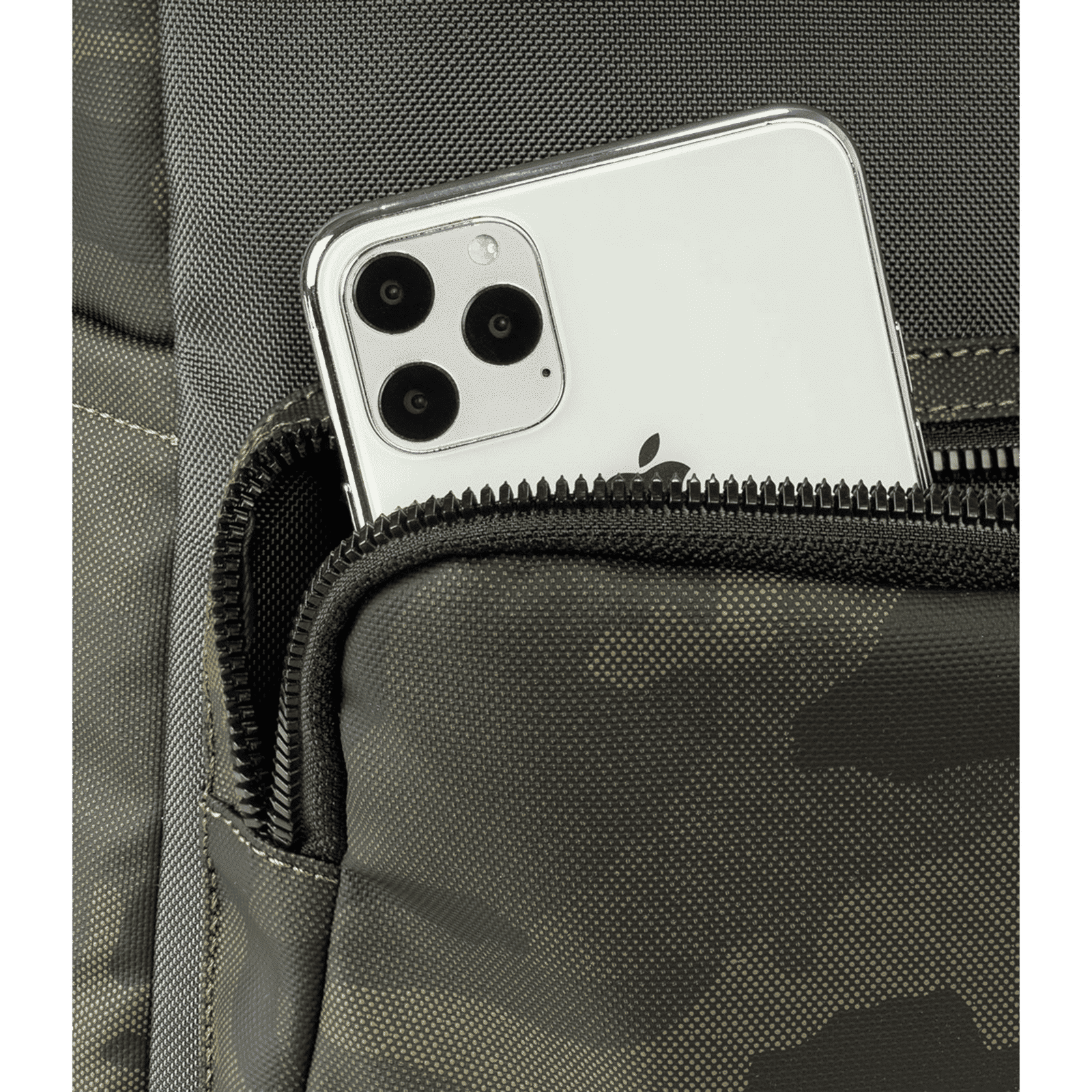 TUCANO Terras Camouflage Fabric Laptop Backpack for 15.6 & 16 Inch Laptop (Trolley Strap, Military Green) TUCANO Terras Camouflage Fabric Laptop Backpack for 15.6 & 16 Inch Laptop (Trolley Strap, Military Green)_7