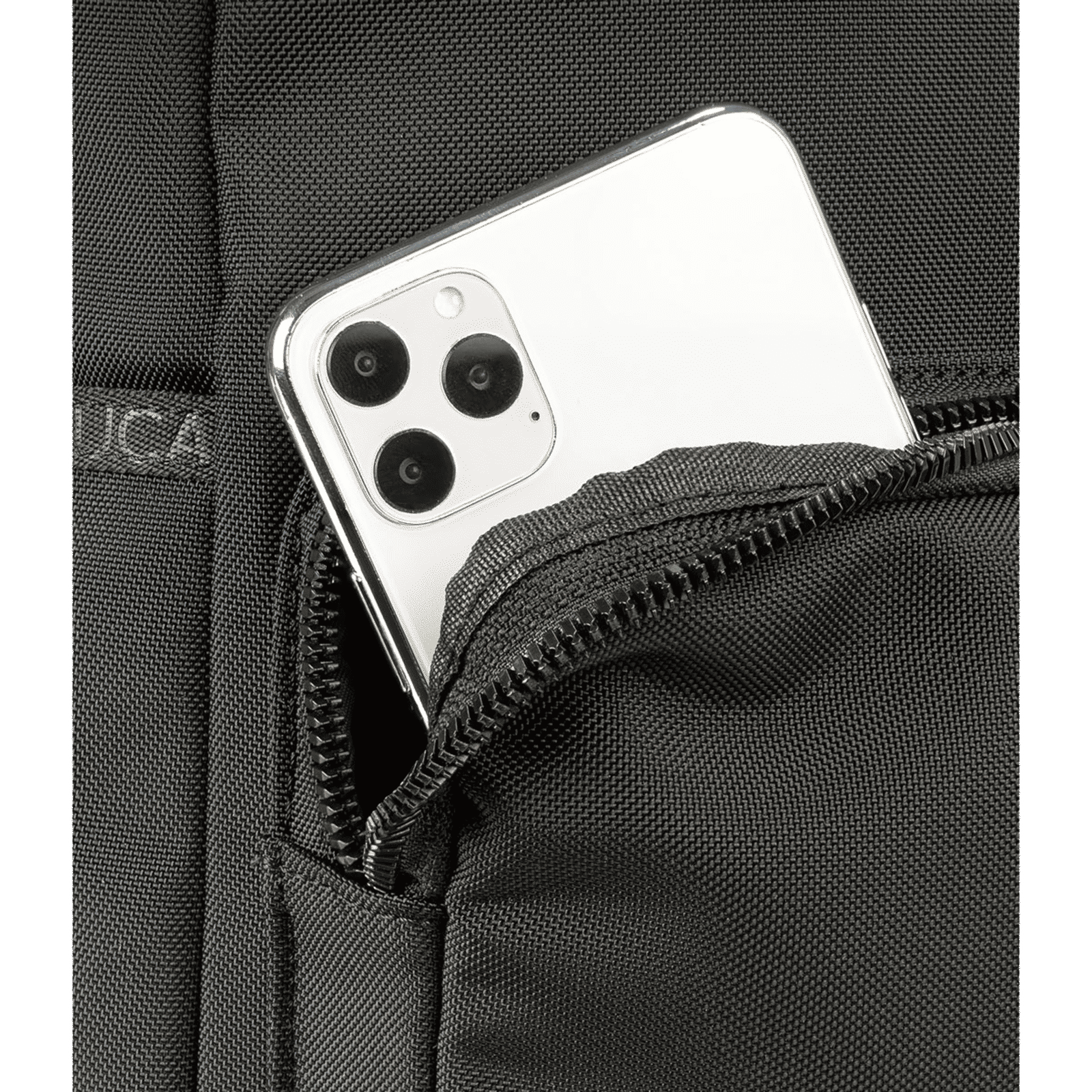 TUCANO Terra Gravity Fabric Laptop Backpack for 15.6 & 16 Inch Laptop (Trolley Strap, Black) TUCANO Terra Gravity Fabric Laptop Backpack for 15.6 & 16 Inch Laptop (Trolley Strap, Black)_14