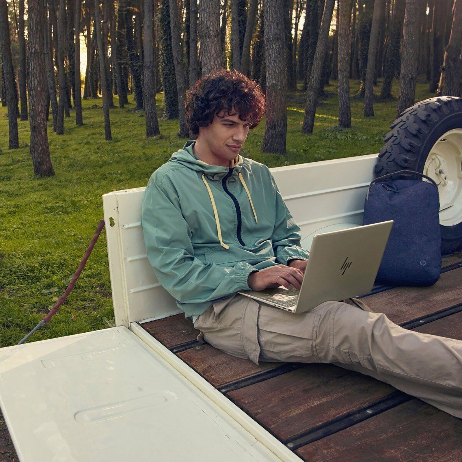 HP Pavilion Plus 14-eh1022TU Intel Core i5 13th Gen (14 inch, 16GB, 512GB, Windows 11 Home, MS Office 2021, Intel Iris Xe, IPS Display, Natural Silver, 81B19PA)_10