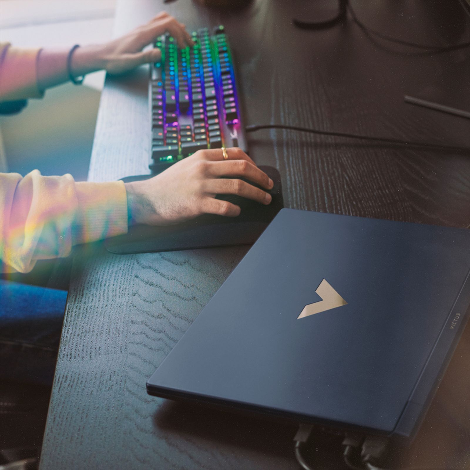 HP Victus Intel Core i5 12th Gen (15.6 inch, 8GB, 512GB, Windows 11 Home, MS Office 2021, NVIDIA GeForce RTX 2050, Full HD Display, Performance Blue, FA1098TX)_9