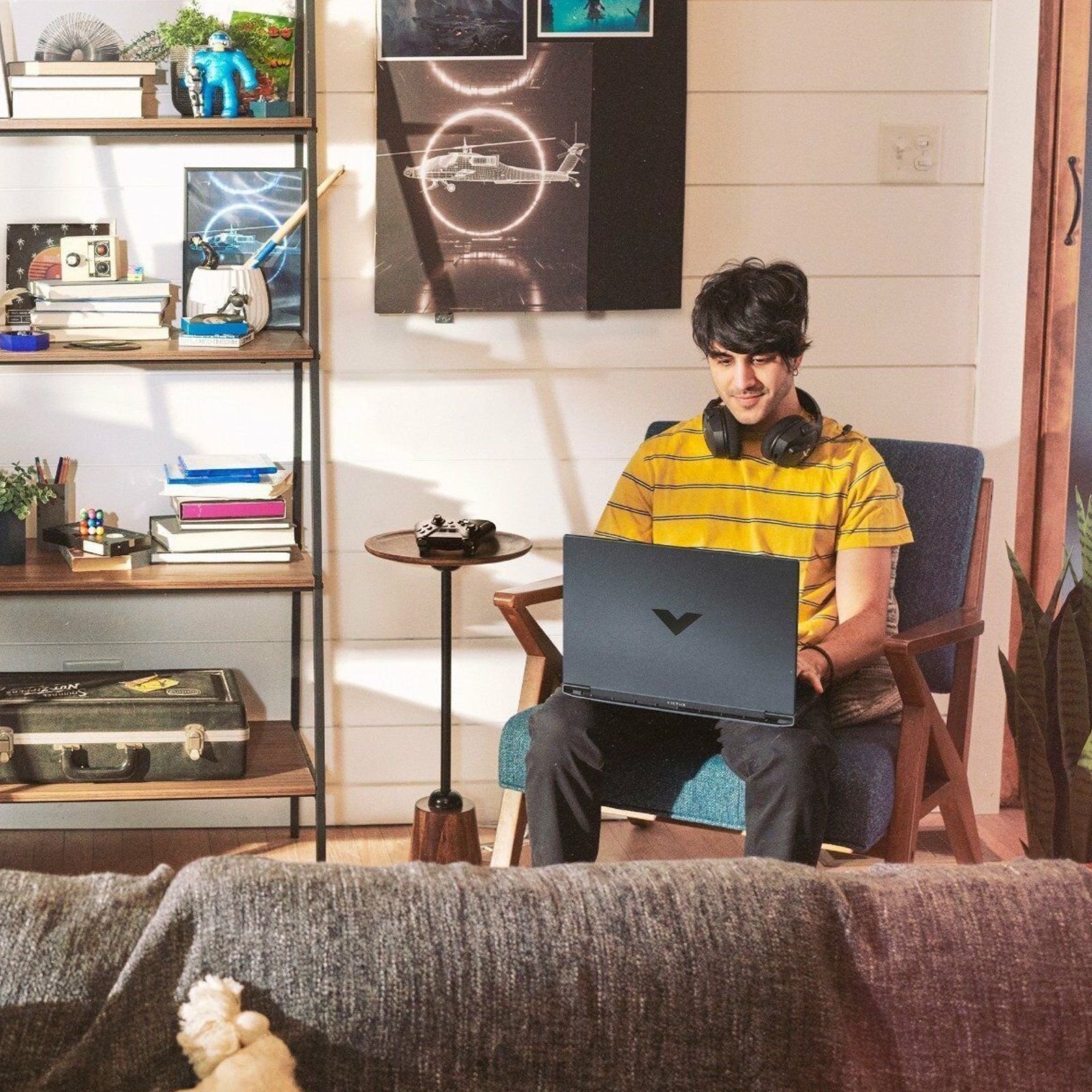 HP Victus Intel Core i7 13th Gen Gaming Laptop (16GB, 512GB SSD, Windows 11 Home, 8GB Graphics, 15.6 inch 144 Hz Full HD IPS Display, NVIDIA GeForce RTX 4060, MS Office 2021, Mica Silver, 2.29 KG)_7