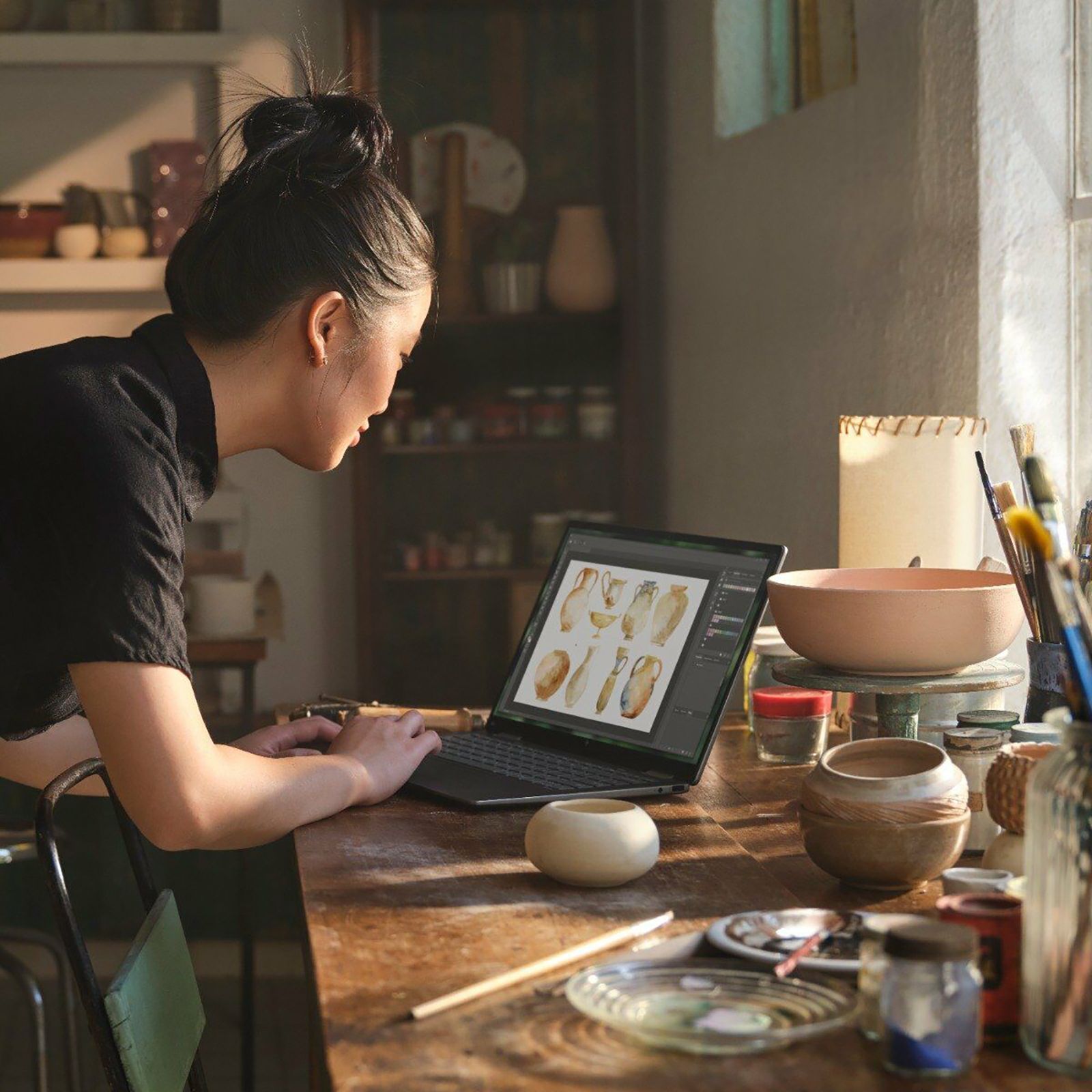 HP Envy x360 14-fa0038AU AMD Ryzen 5 Touchscreen 2-in-1 Laptop (16GB, 512GB SSD, Windows 11 Home, 14 inch, WUXGA IPS Display, Meteor Silver Aluminum, 1.39Kg)_13