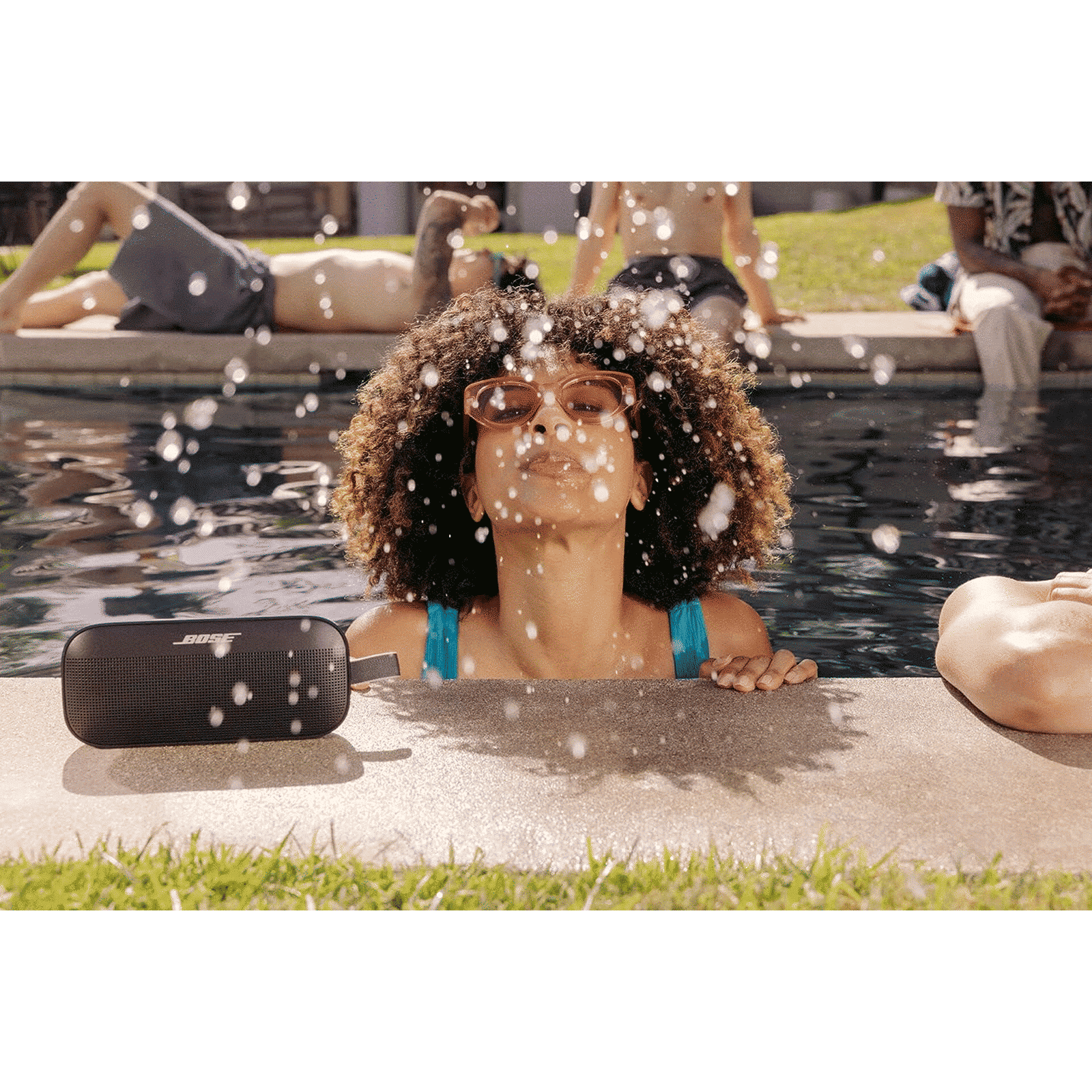 BOSE SoundLink Flex Portable Bluetooth Speaker (IP67 Water Proof, PositionIQ Technology, Black)_15