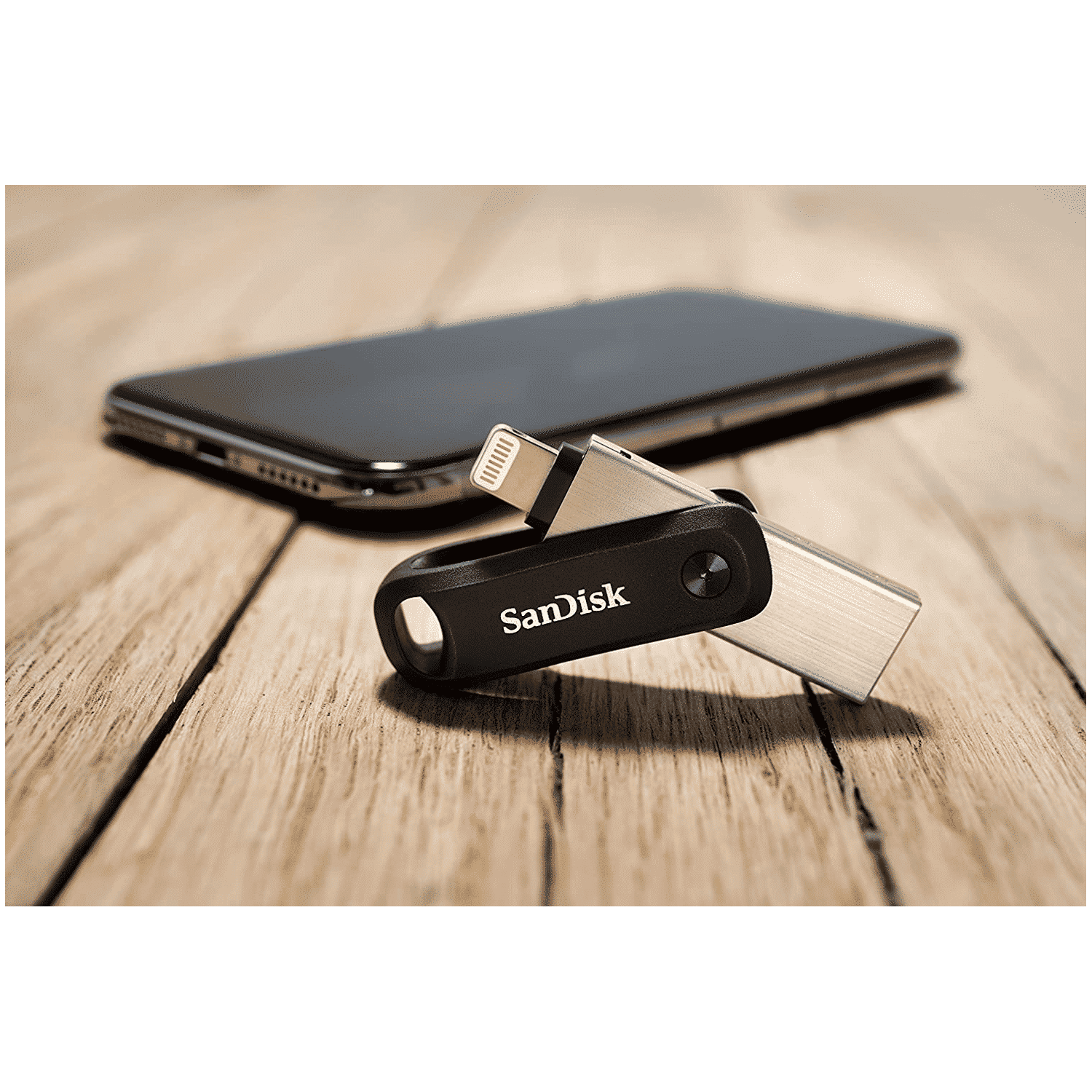 SanDisk iXpand 64GB USB Type A (3.0) Pen Drive (Dual-Purpose Swivel with Keyring Hole, Black)_10