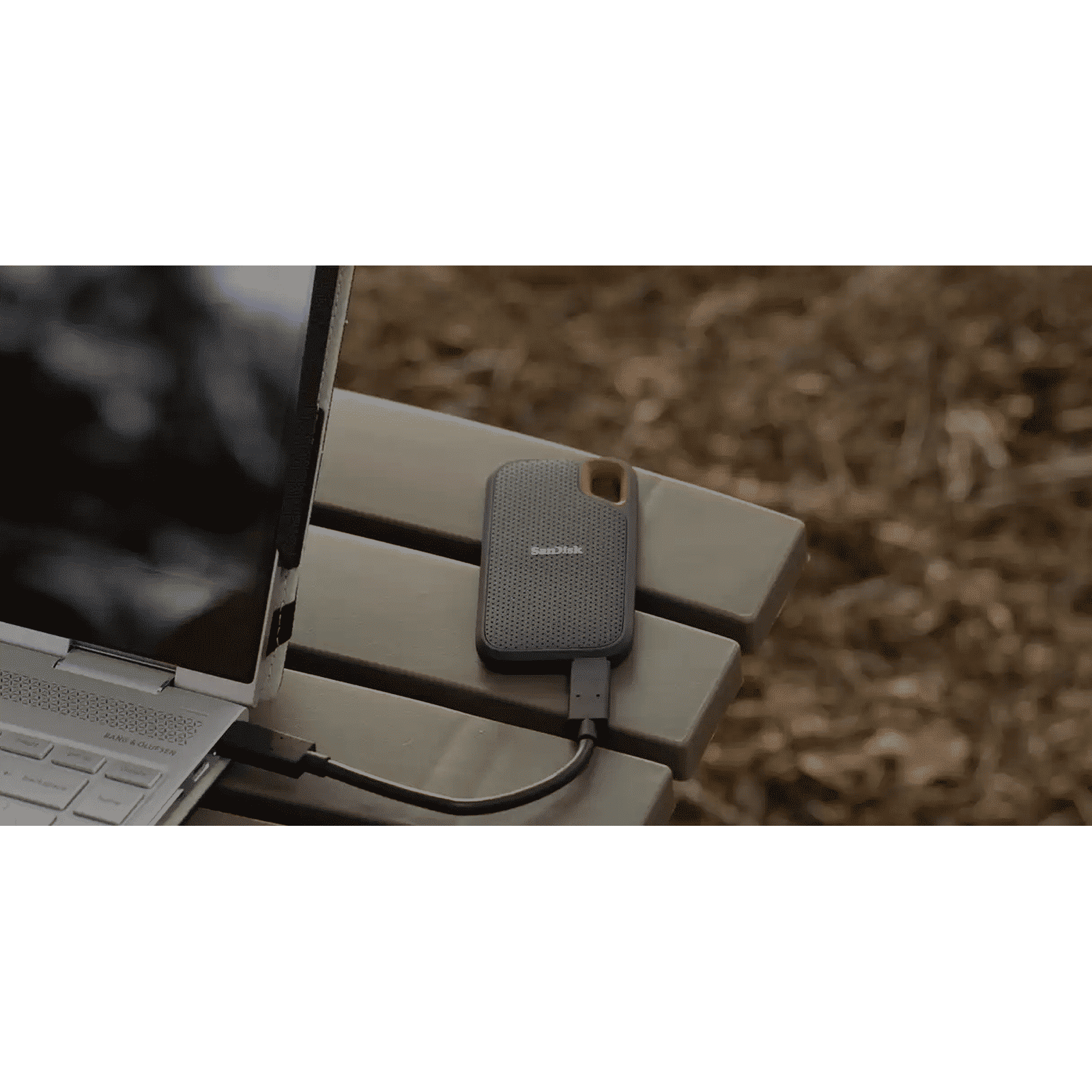 SanDisk Extreme 1TB USB Type-C (3.2) Portable Solid State Drive (IP65 Water and Dust Resistance, Black) SanDisk Extreme 1TB USB Type-C (3.2) Portable Solid State Drive (IP65 Water and Dust Resistance, Black)_8