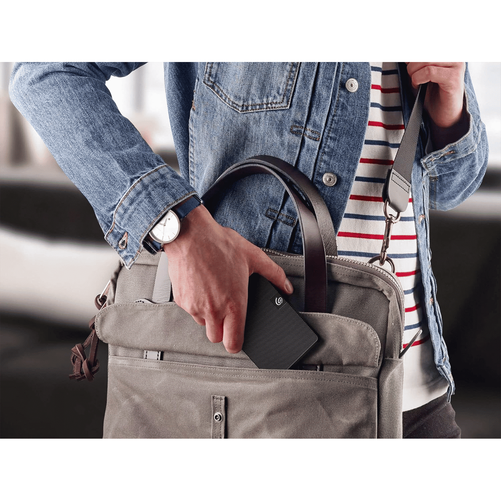 SEAGATE Expansion 1TB USB (3.0) Portable Hard Disk Drive (Rescue Data Recovery Services, Black)_10