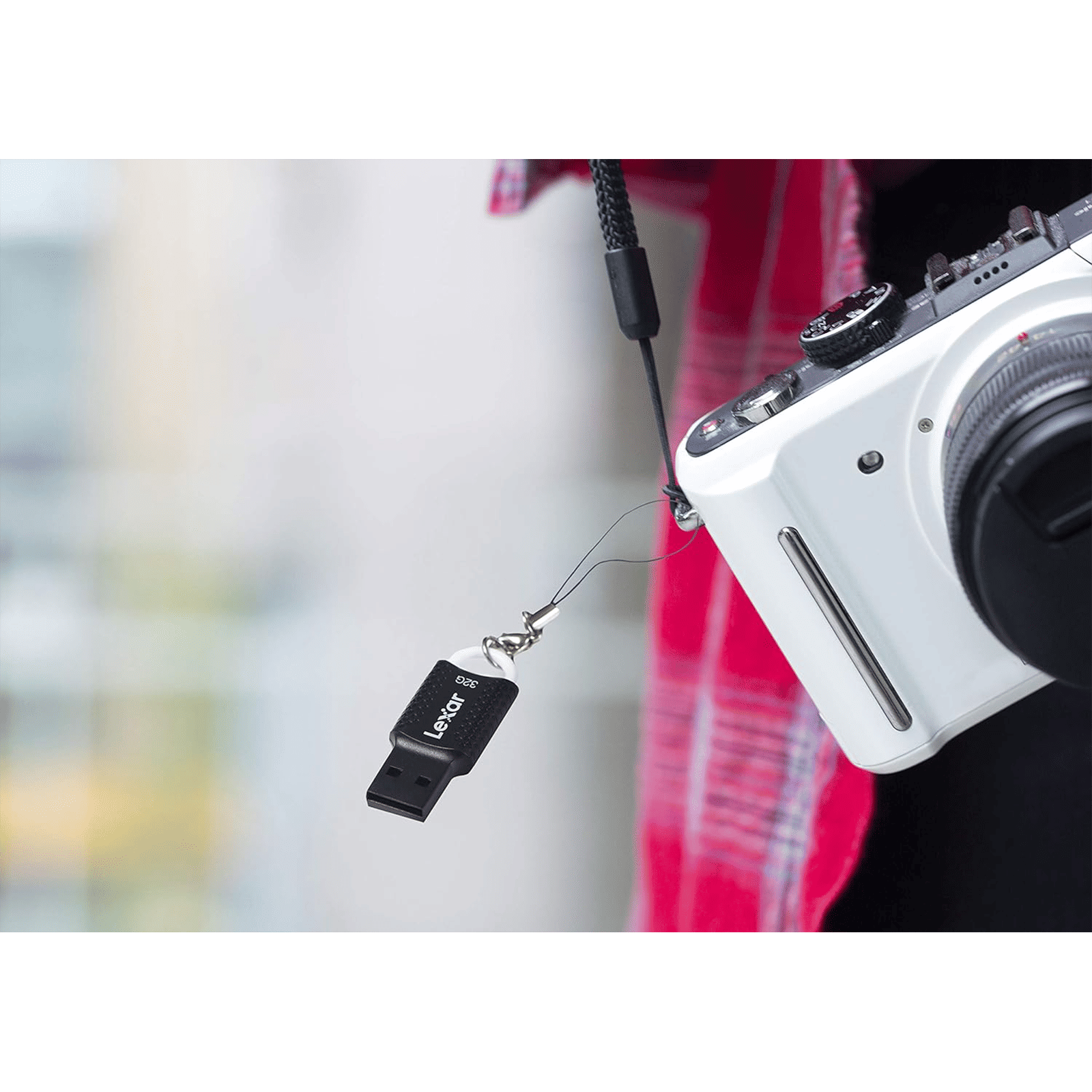 Lexar JumpDrive V40 64GB USB 2.0 Flash Drive (With Key Chain Hole, LJDV40-64GAB, Black)_6