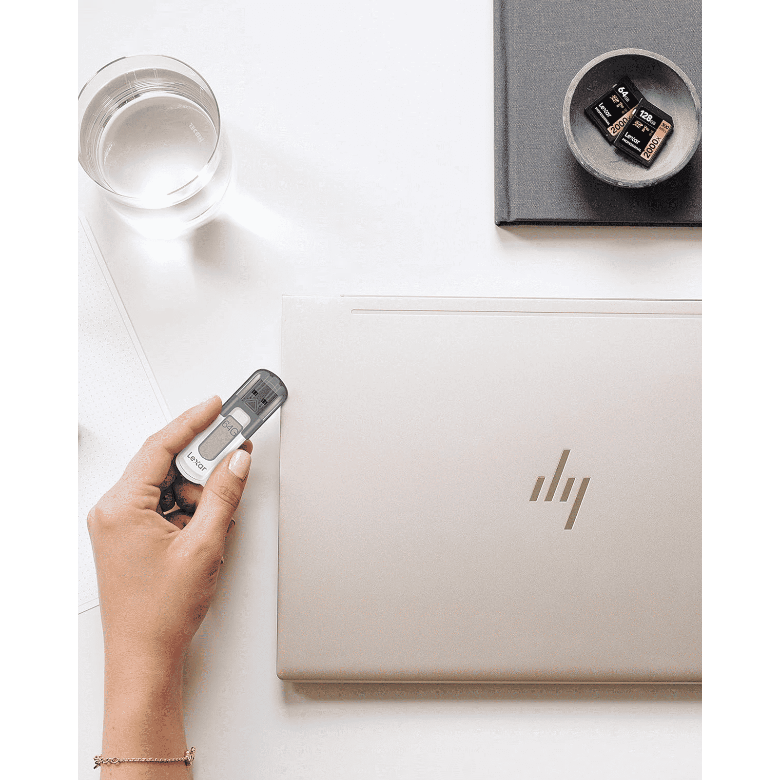 Lexar JumpDrive V100 64GB USB (3.0) Pen Drive (Lightweight, Grey)_9