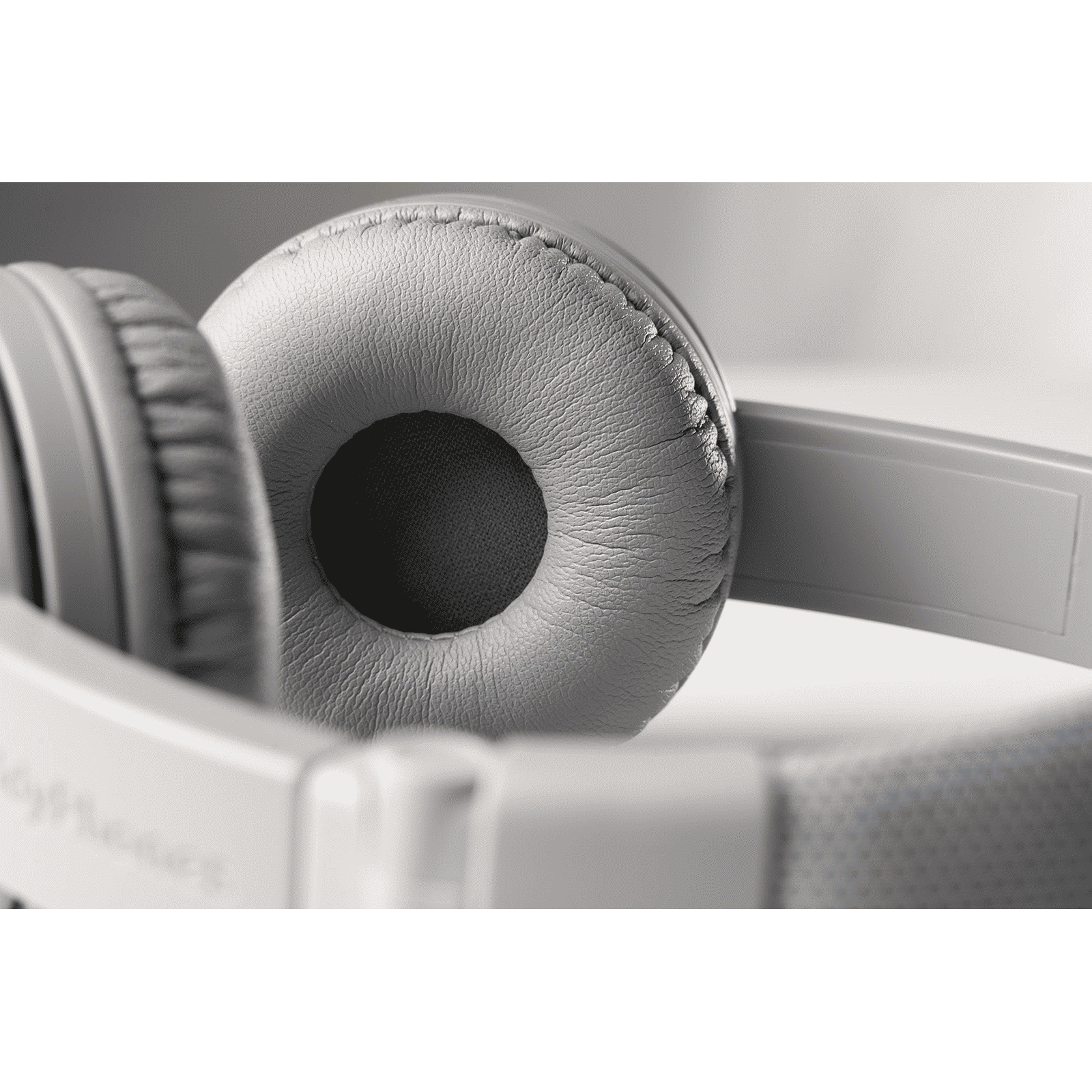 onanoff BuddyPhones Play Plus BT-BP-PLAYP Bluetooth Headphone With Mic (Upto 20 Hours Playback, On Ear, Grey)_7