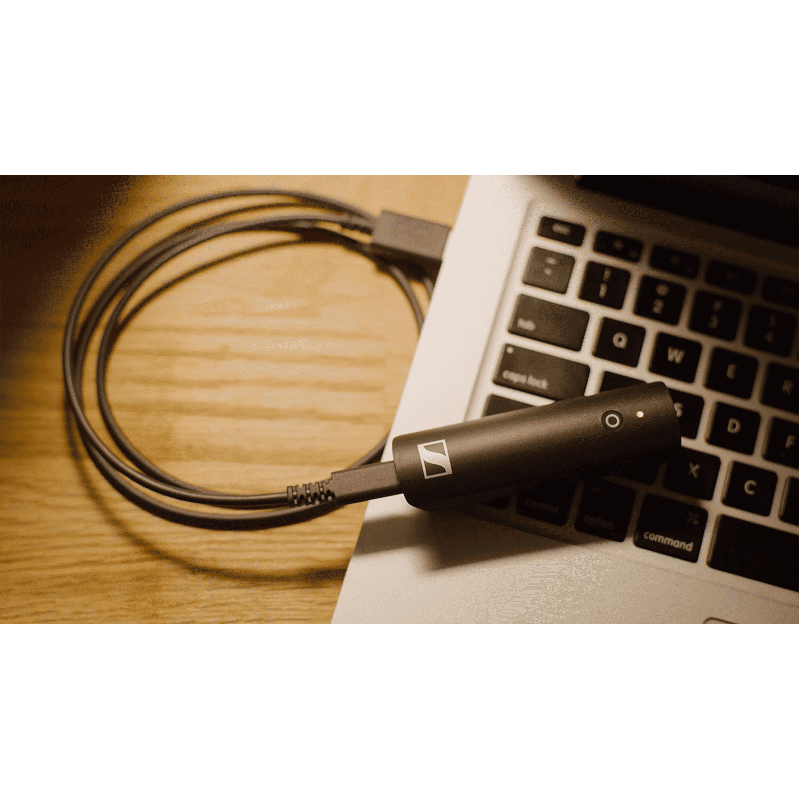 SENNHEISER XSW-D Type C & 3.5 Jack Wireless Microphone with 2.4GHz Transmission Technology (Black)_8