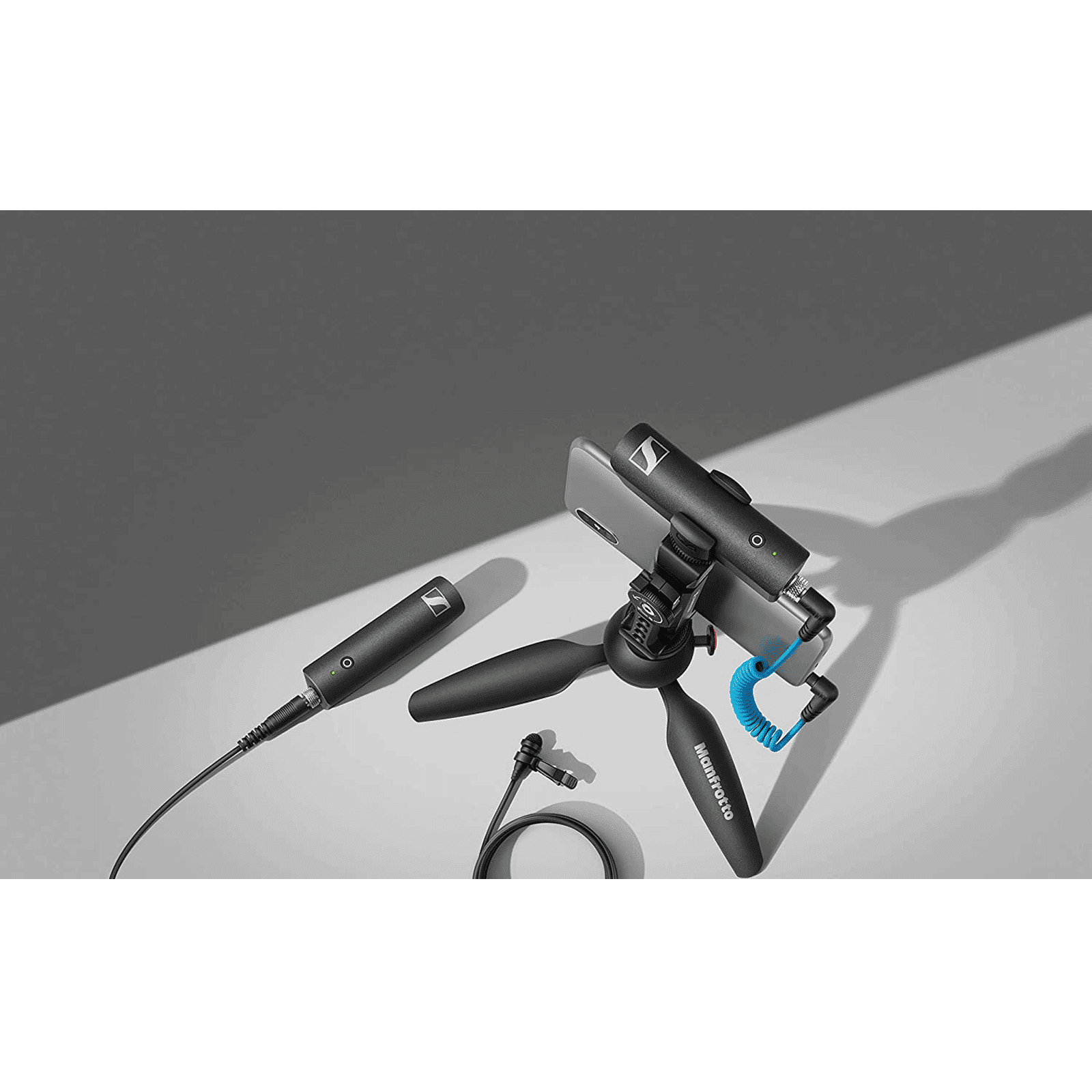 SENNHEISER XSW-D 3.5 Jack Wired Microphone with Manfrotto PIXI (Black)_13