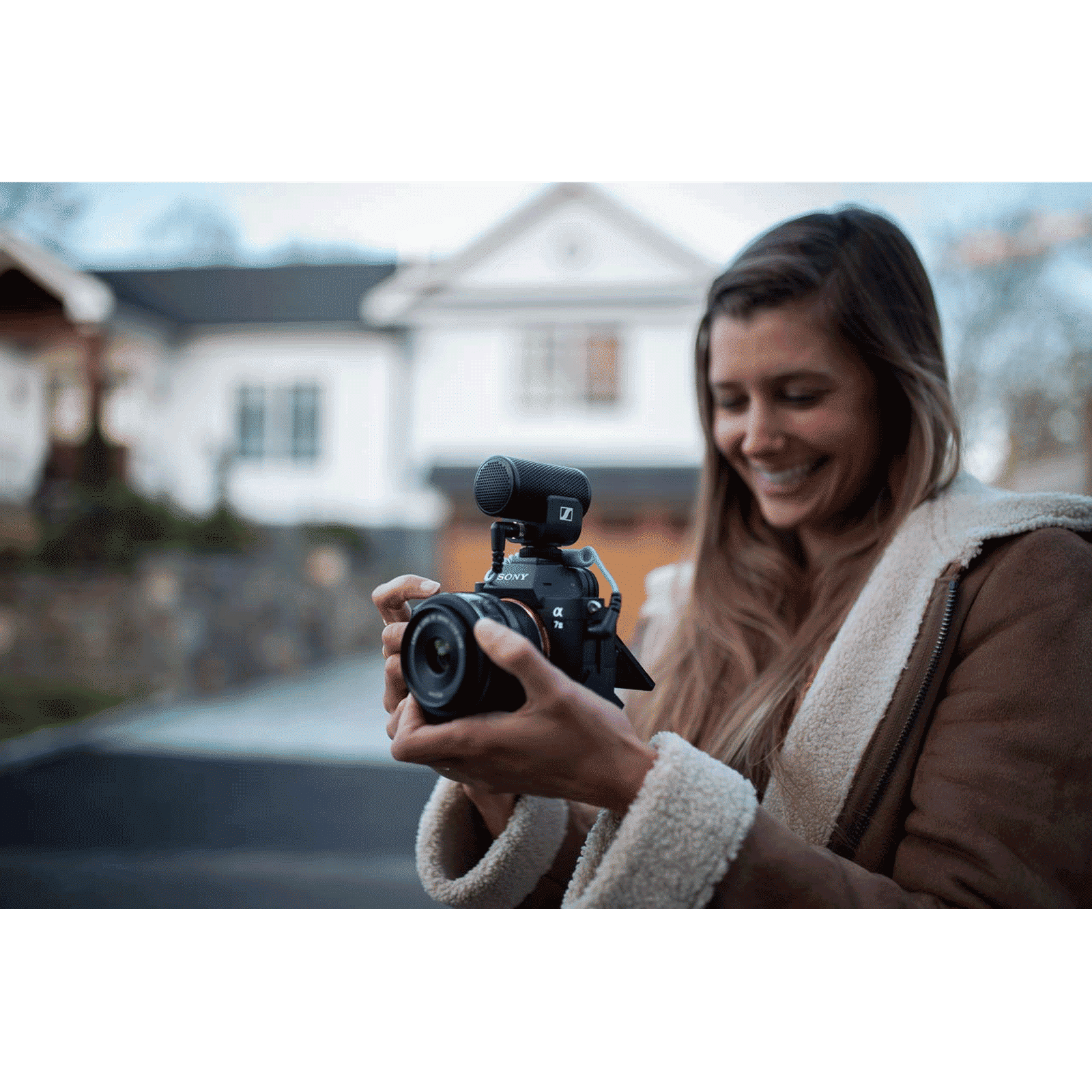 SENNHEISER MKE 200 3.5 Jack Wired Microphone with Integrated Wind Protection (Black)_11