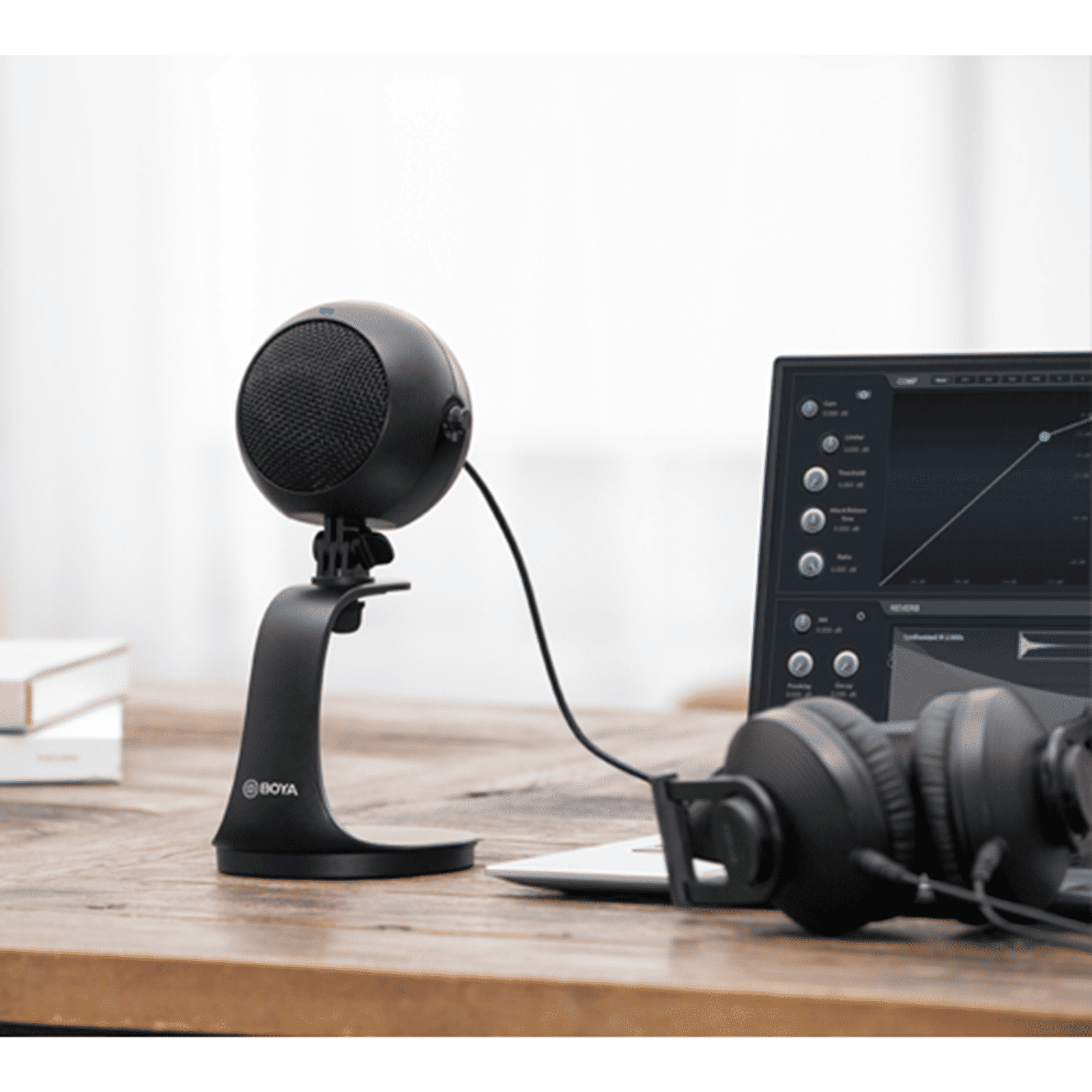 Boya Type C & 3.5 Jack Wired Microphone with Mute Function (Black)_17