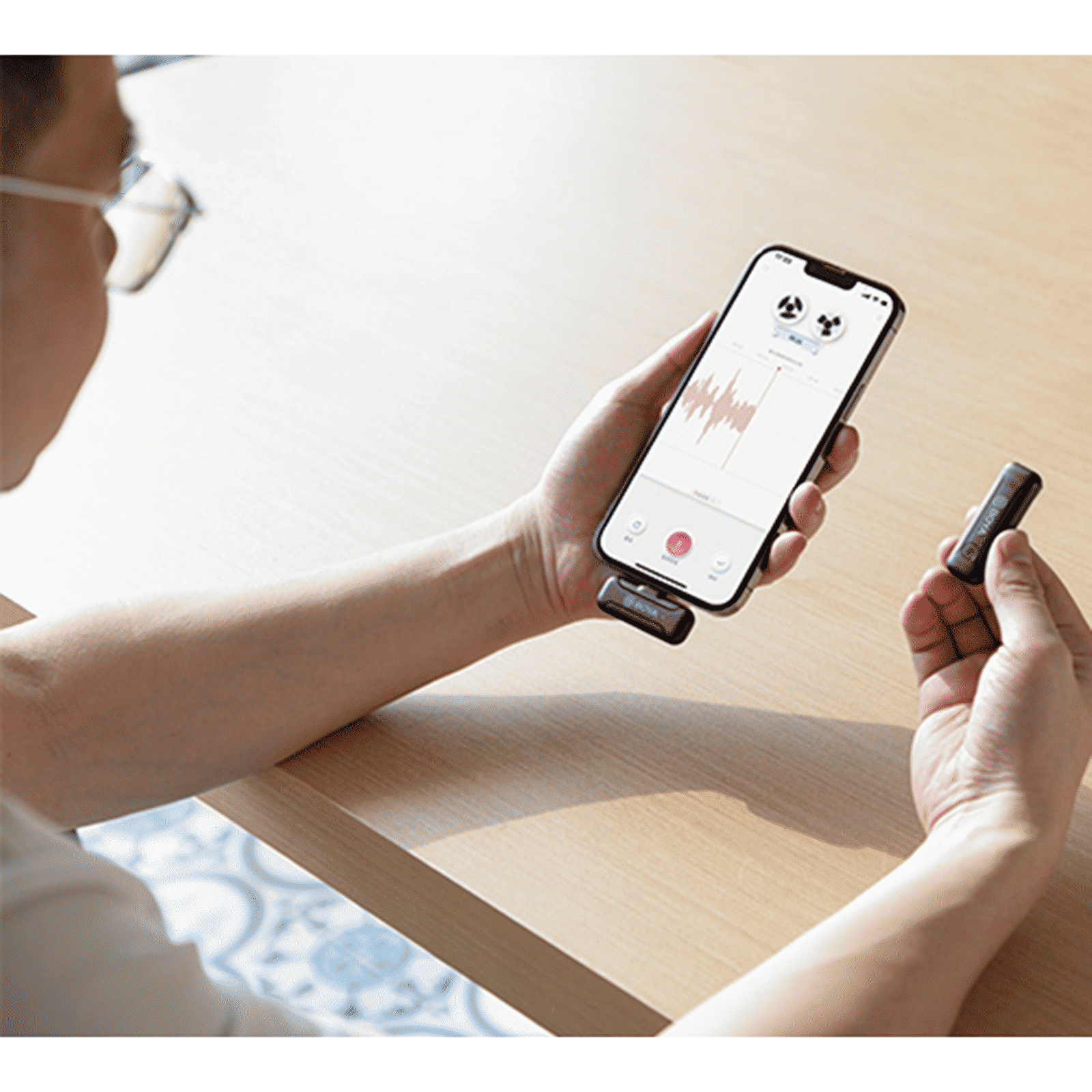 Boya Mini Type C & Lightning Wireless Microphone with Noise Cancellation (Black) Boya Mini Type C & Lightning Wireless Microphone with Noise Cancellation (Black)_11