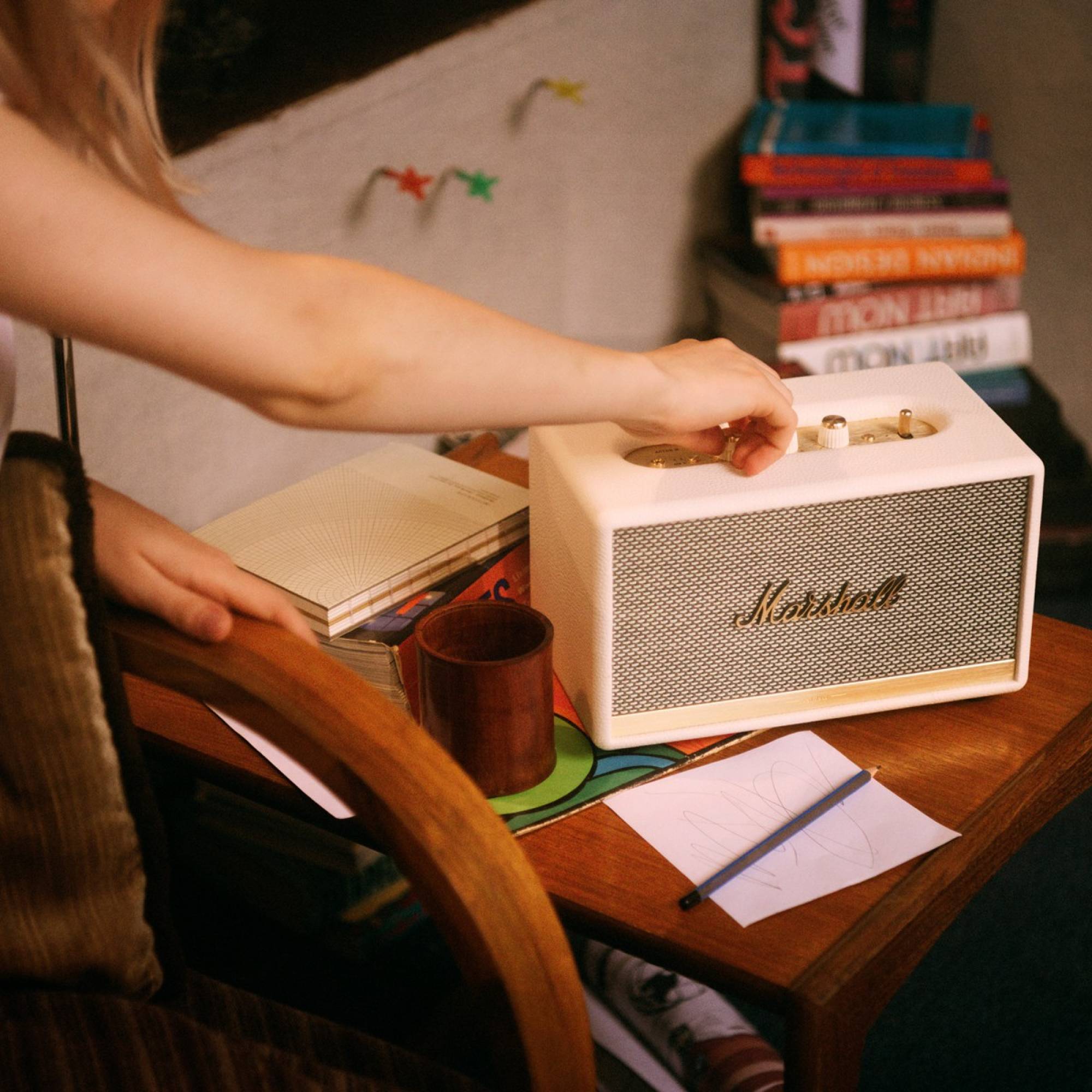 Marshall Acton II 60W Portable Bluetooth Speaker (Customise Your Sound, Stereo Channel, White)_6