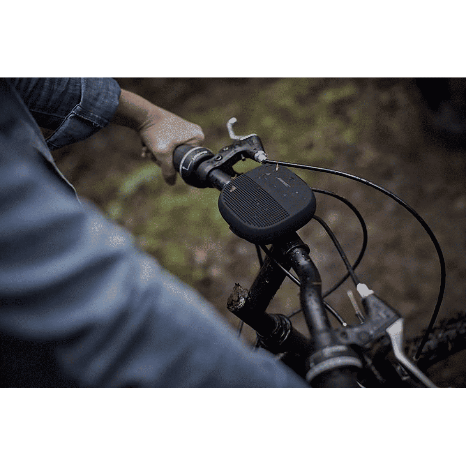 BOSE SoundLink Micro 5W Portable Bluetooth Speaker (IPX67 Water Resistant, Stereo Sound, Mono Speaker, Black) BOSE SoundLink Micro 5W Portable Bluetooth Speaker (IPX67 Water Resistant, Stereo Sound, Mono Speaker, Black)_7