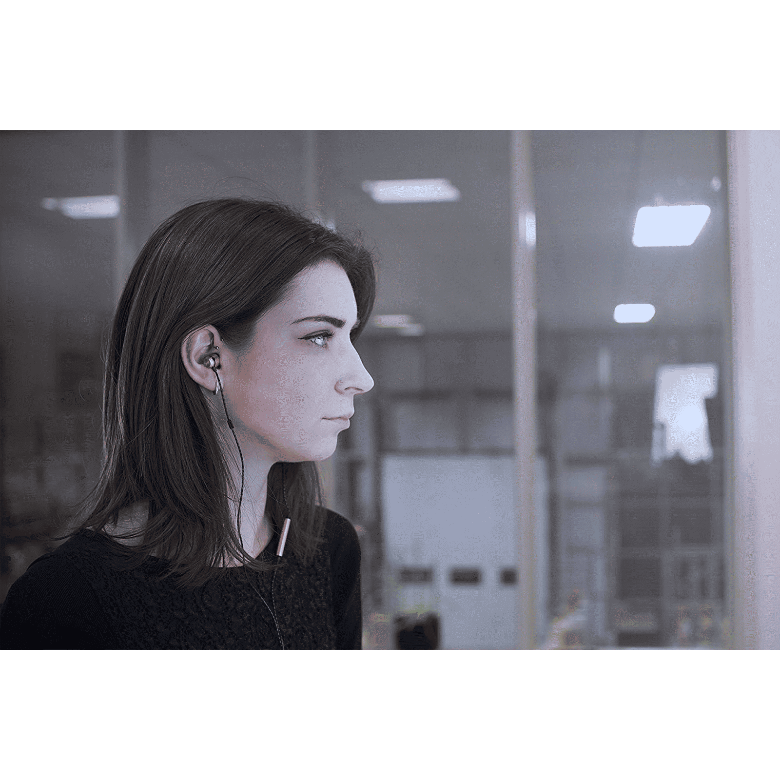 SoundMAGIC E50C Wired Earphone with Mic (3.5mm Connector, In Ear, Gold)_8