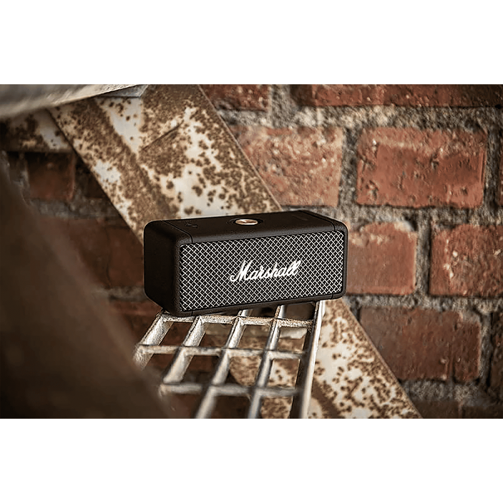 Marshall Emberton 20W Portable Bluetooth Speaker (IPX7 Water Resistant, Superior Signature Sound, Stereo Channel, Black)_10