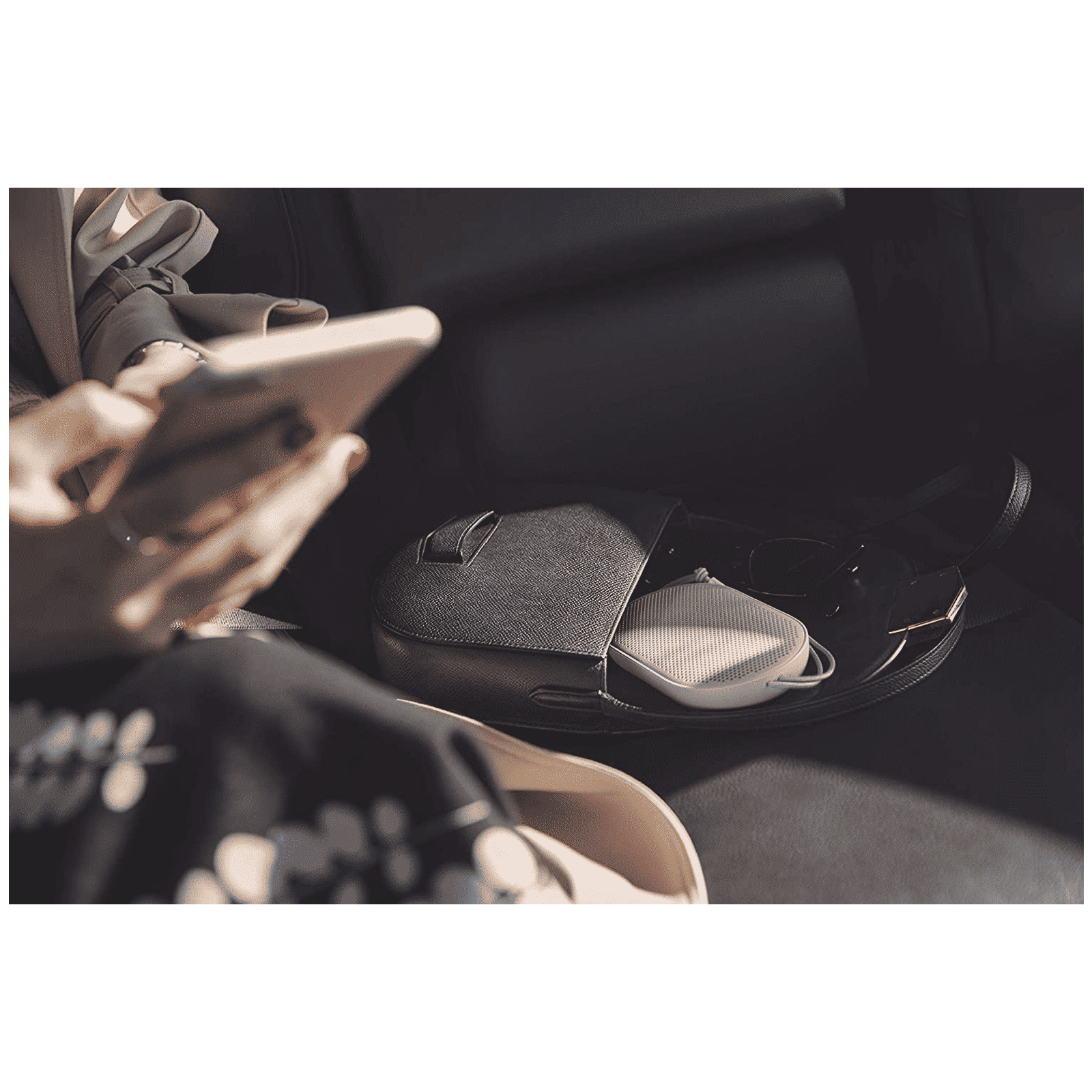 Bang & Olufsen Beoplay P2 8W Portable Bluetooth Speaker (10 Hours Playtime, Sandstone)_13