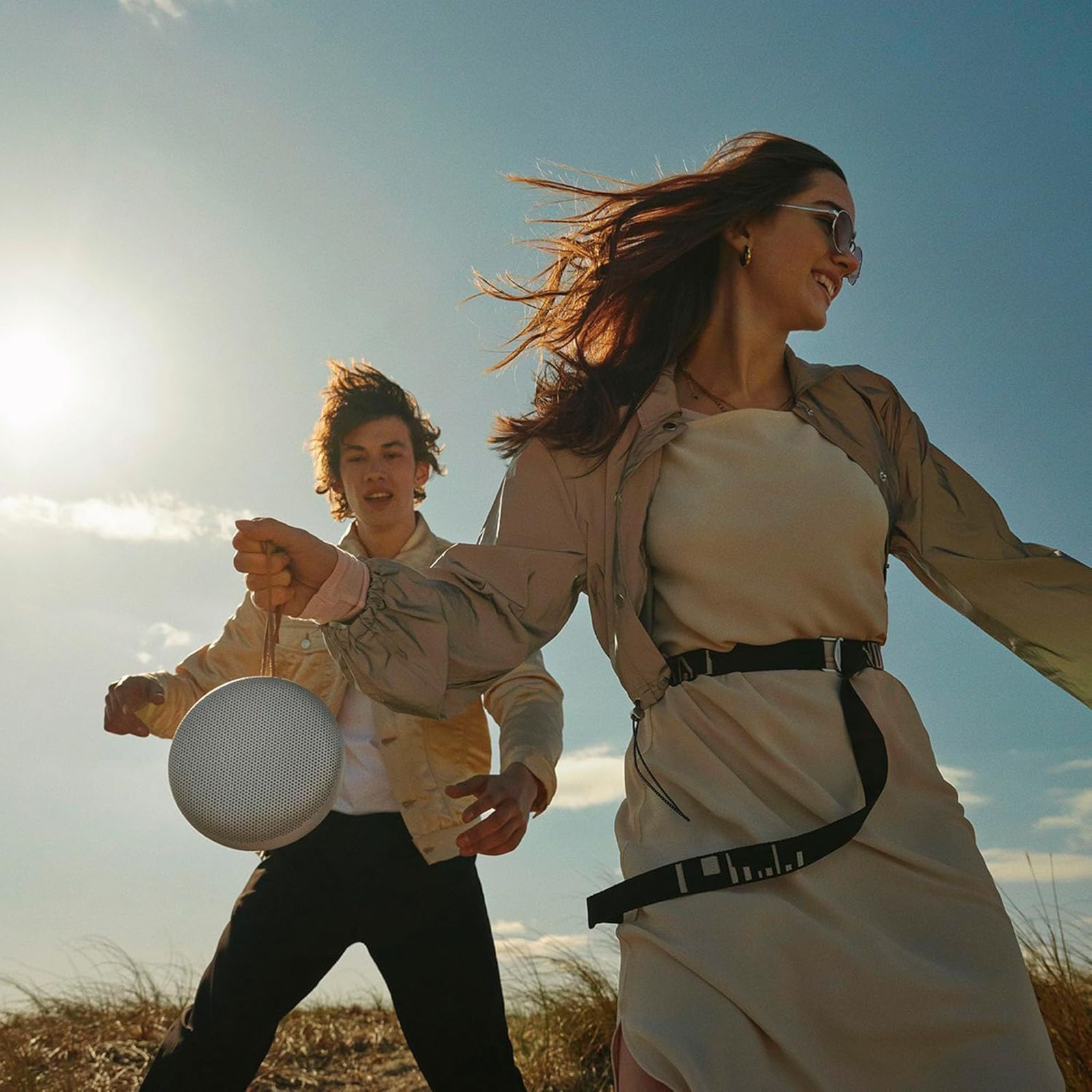 Bang & Olufsen Beosound A1 (2nd Gen) with Alexa Compatible Smart Speaker (IP67 Waterproof, Grey Mist)_15