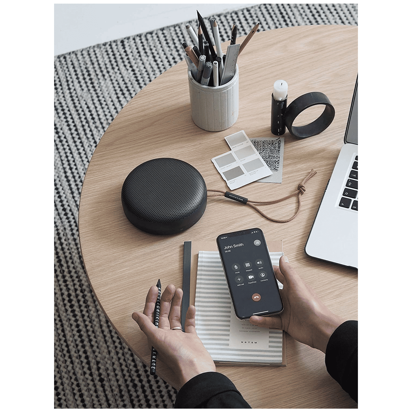 Bang & Olufsen Beosound A1 (2nd Gen) with Alexa Compatible Smart Speaker (IP67 Waterproof, Black Anthracite)_11