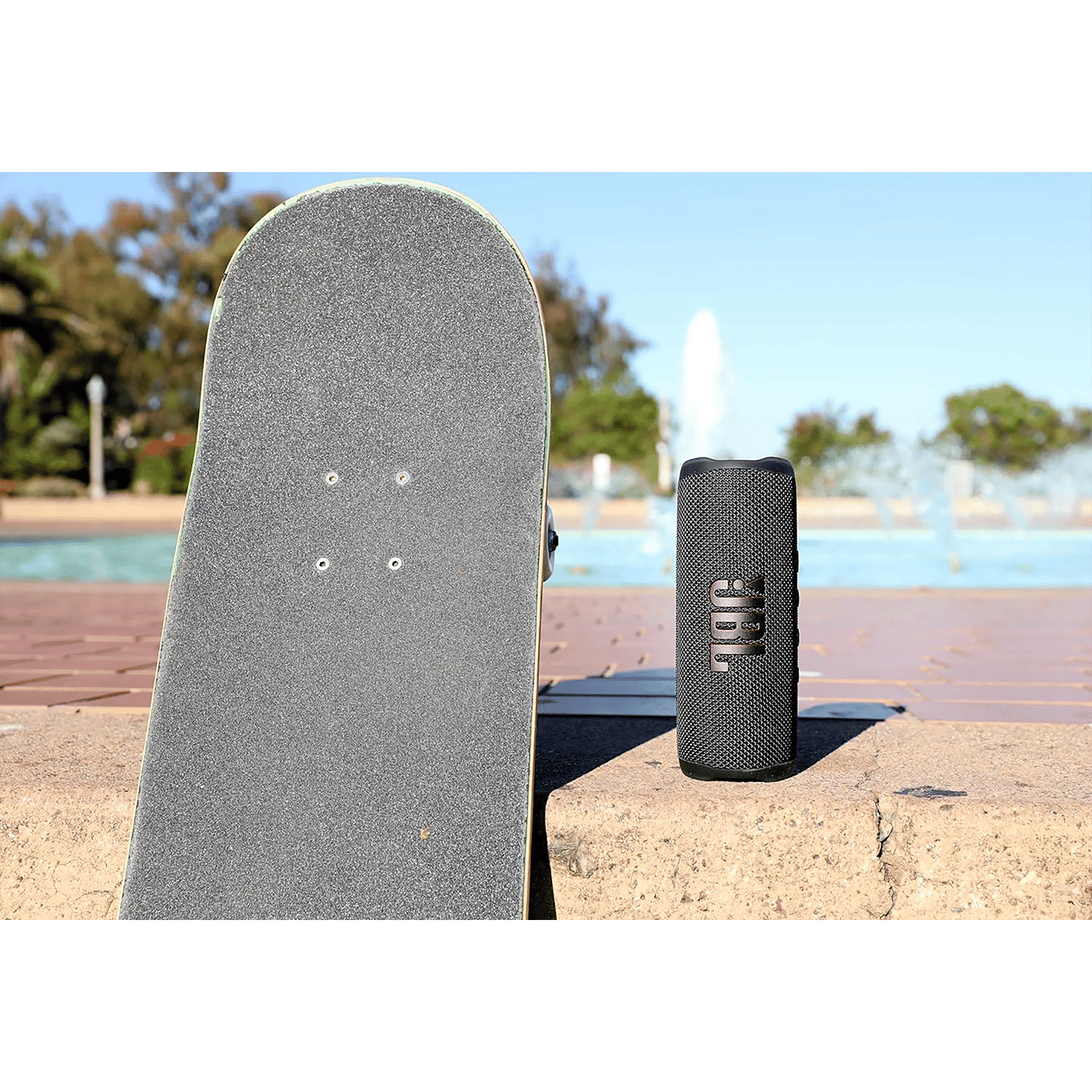 JBL Flip 6 30W Portable Bluetooth Speaker (IP67 Waterproof & Dustproof, Stereo Channel, Black)_11