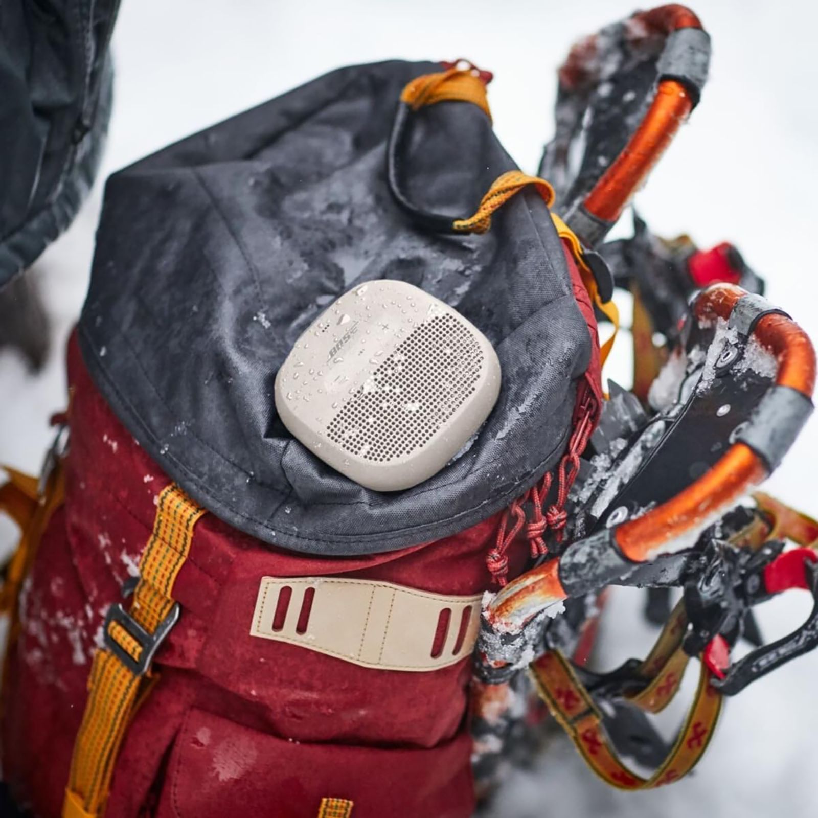 BOSE SoundLink Micro 5W Portable Bluetooth Speaker (IPX67 Water Resistant, Stereo Sound, Mono Speaker, White Smoke)_10