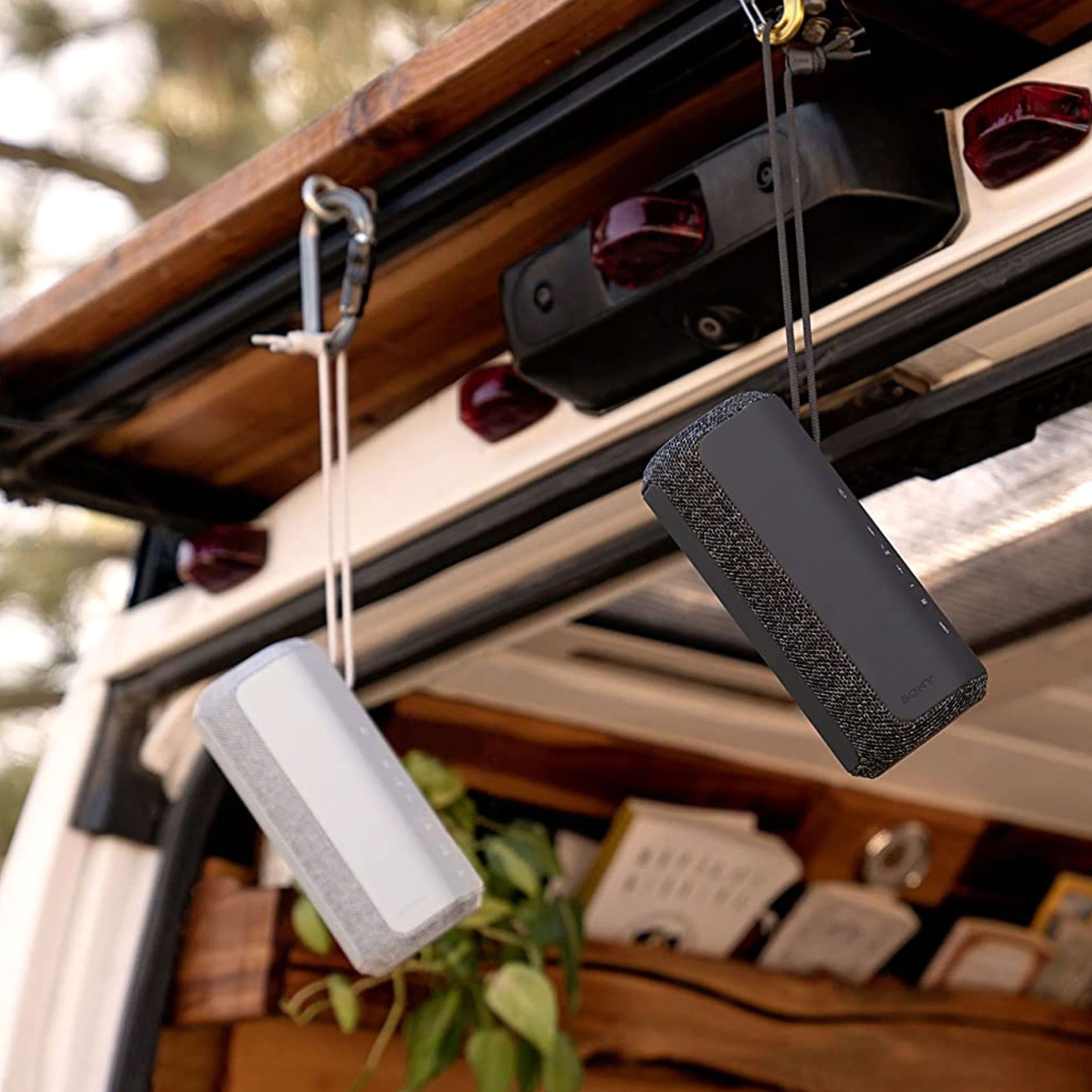 SONY X-Series Portable Bluetooth Speaker (IP67 Waterproof, Mono Channel, Silver) SONY X-Series Portable Bluetooth Speaker (IP67 Waterproof, Mono Channel, Silver)_6