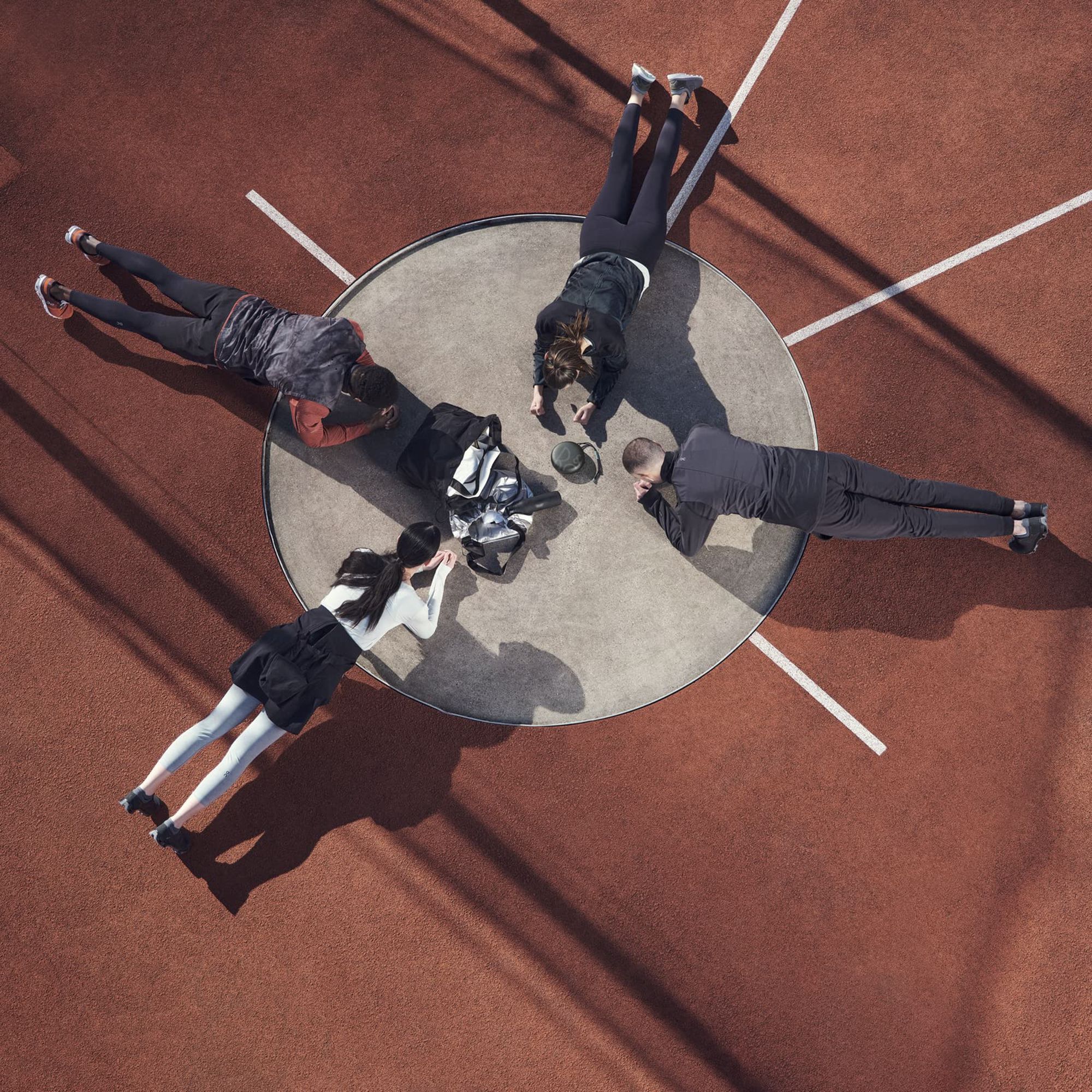 Bang & Olufsen Beosound A1 (2nd Gen) with Built-in Alexa Smart Wi-Fi Speaker (True360 Sound, Anthracite Oxygen)_4