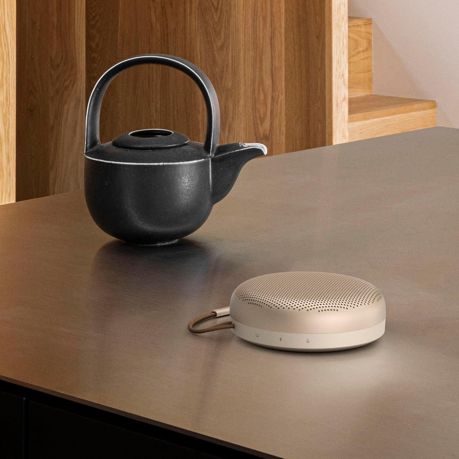 Bang & Olufsen Beosound A1 60W Portable Bluetooth Speaker (IP67 Waterproof, Built-in Alexa, Gold Tone)_9