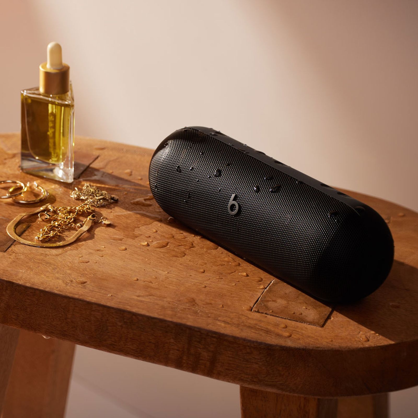 beats Pill Portable Bluetooth Speaker (IP67 Dust & Water Resistance, Room Filling Sound, Matt Black)_5