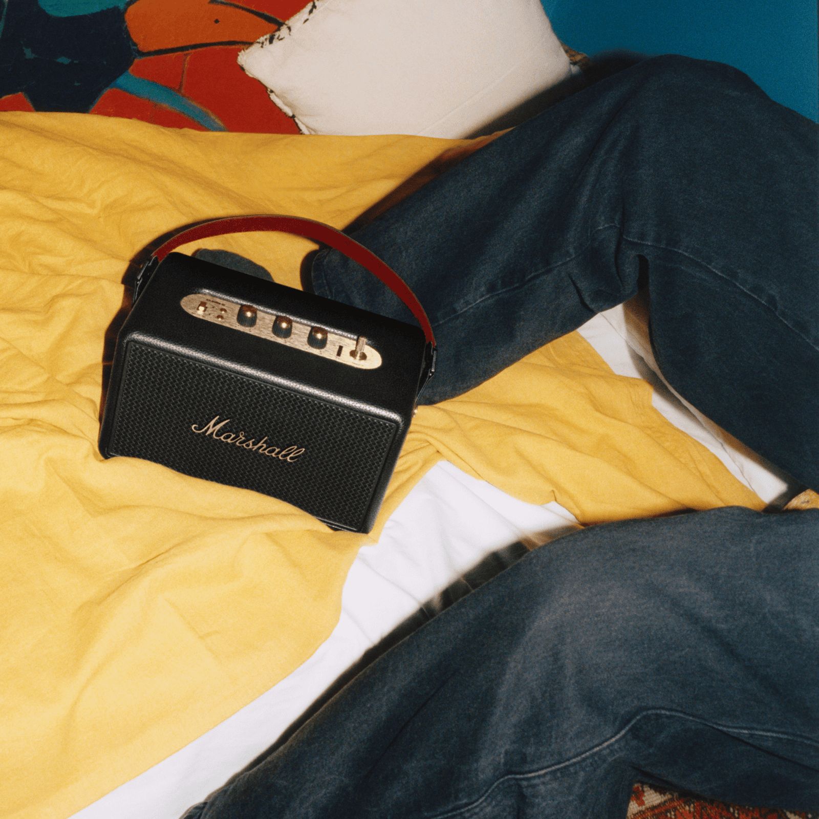 Marshall Kilburn 3 Portable Bluetooth Speaker (IP54 Dust & Water Resistant, 360 Degree Sound, Stereo Channel, Black & Brass)_9