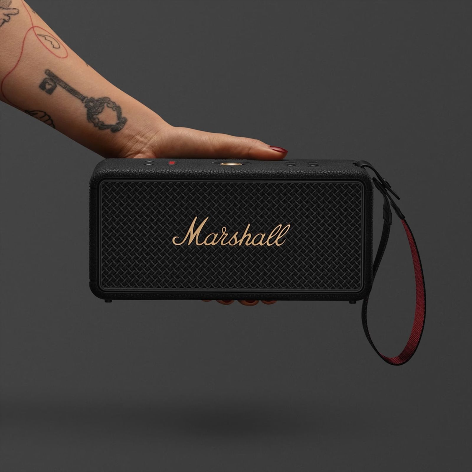 Marshall MIDDLETON 2 80W Portable Bluetooth Speaker (IP67 Waterproof, 360 Degree True Stereophonic Sound, Stereo Channel, Black & Brass) Marshall MIDDLETON 2 80W Portable Bluetooth Speaker (IP67 Waterproof, 360 Degree True Stereophonic Sound, Stereo Channel, Black & Brass)_5