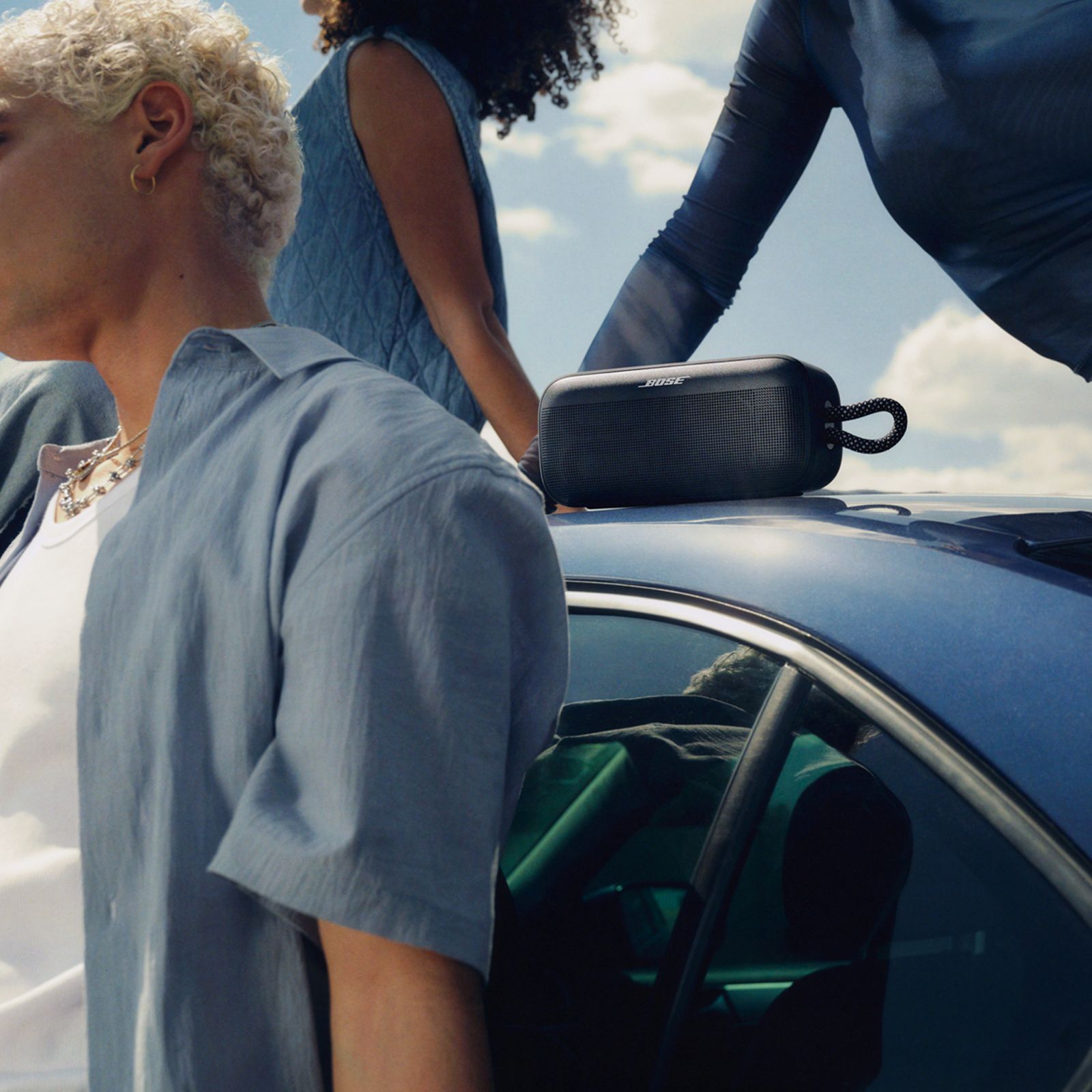 Bose SoundLink Plus 5.25W Portable Bluetooth Speaker (IP67 Water Resistant, 20 Hours Playback Time, Mono Speaker, Black)_9