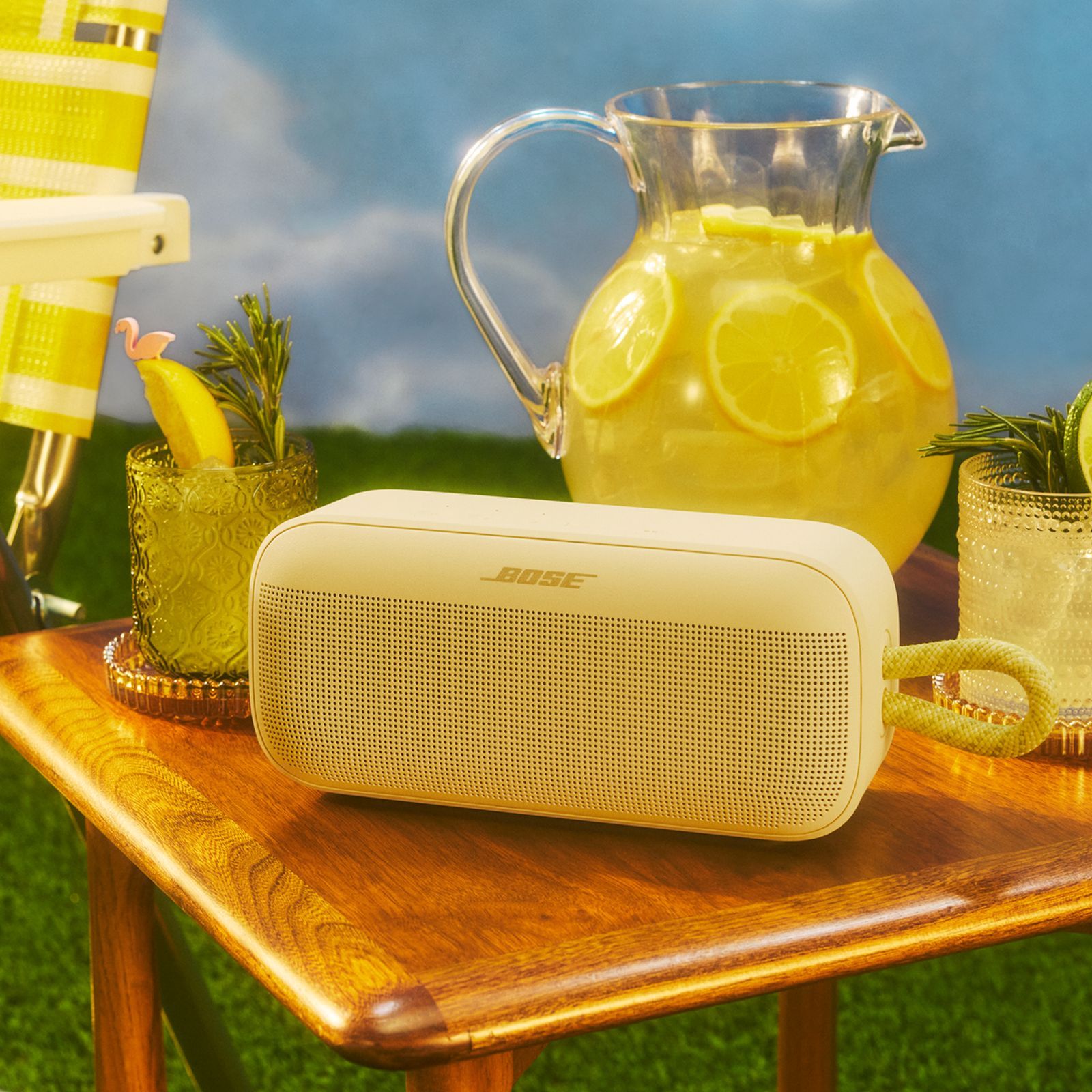 Bose SoundLink Plus 5.25W Portable Bluetooth Speaker (IP67 Water Resistant, 20 Hours Playback Time, Mono Speaker, Citrus Yellow)_11