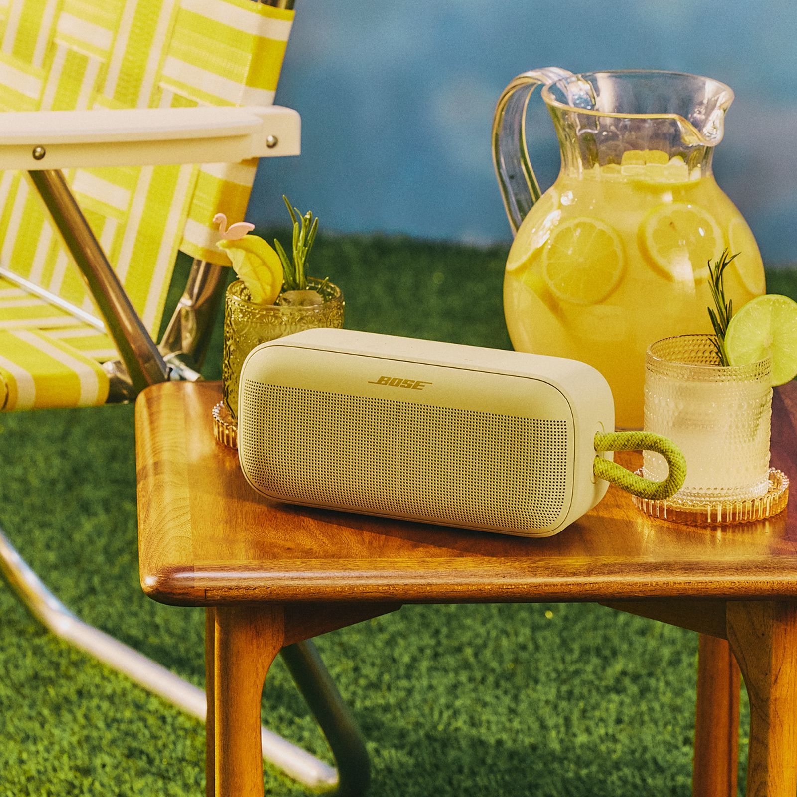 Bose SoundLink Plus 5.25W Portable Bluetooth Speaker (IP67 Water Resistant, 20 Hours Playback Time, Mono Speaker, Citrus Yellow)_10