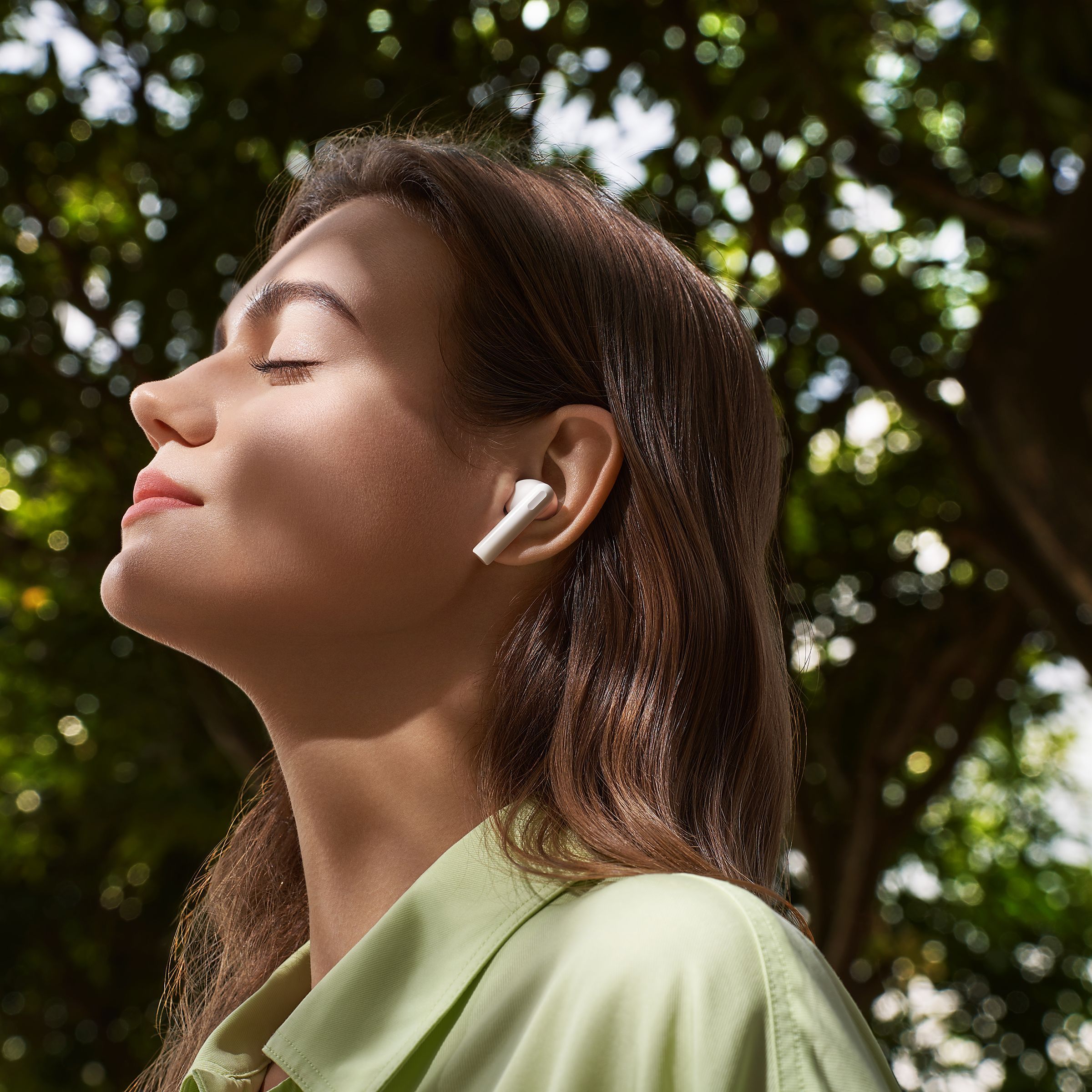 oppo Enco Air2i ETE41 TWS Earbuds with AI Noise Cancellation (IPX4 Dust & Water Resistant, 28 Hours Playtime, White)_16