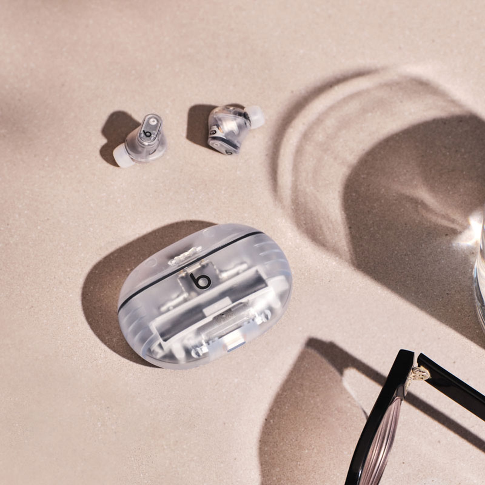 beats Studio Buds Plus TWS Earbuds with Active Noise Cancellation (IPX4 Water & Sweat Resistant, Siri Voice Assistant, Transparent)_7