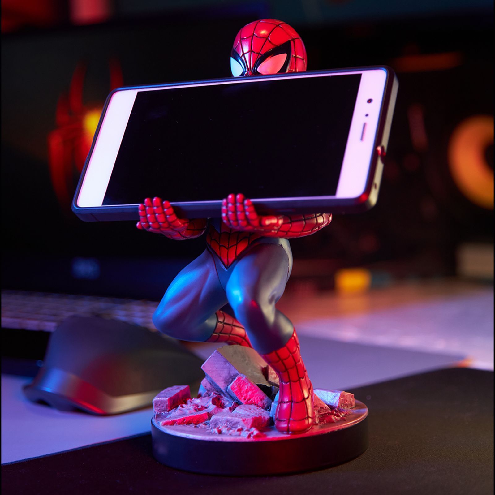 Cable Guys Amazing Spiderman Gaming Accessory For Gaming Controllers and Mobile Phones (PC00002996, Red) Cable Guys Amazing Spiderman Gaming Accessory For Gaming Controllers and Mobile Phones (PC00002996, Red)_13