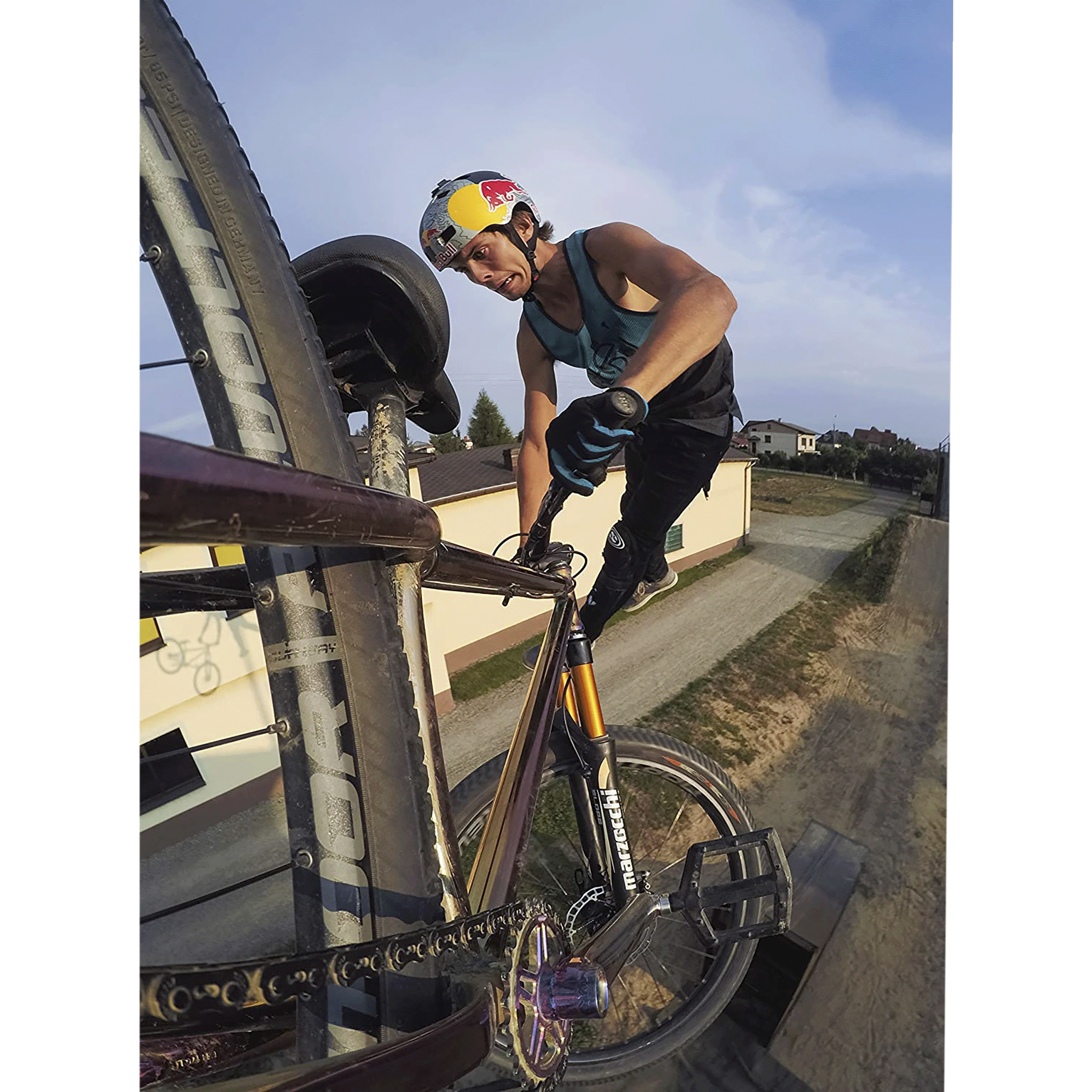 GoPro Sports Mounting Kit for Camera (Immersive Hands-Free Footage, Black)_9