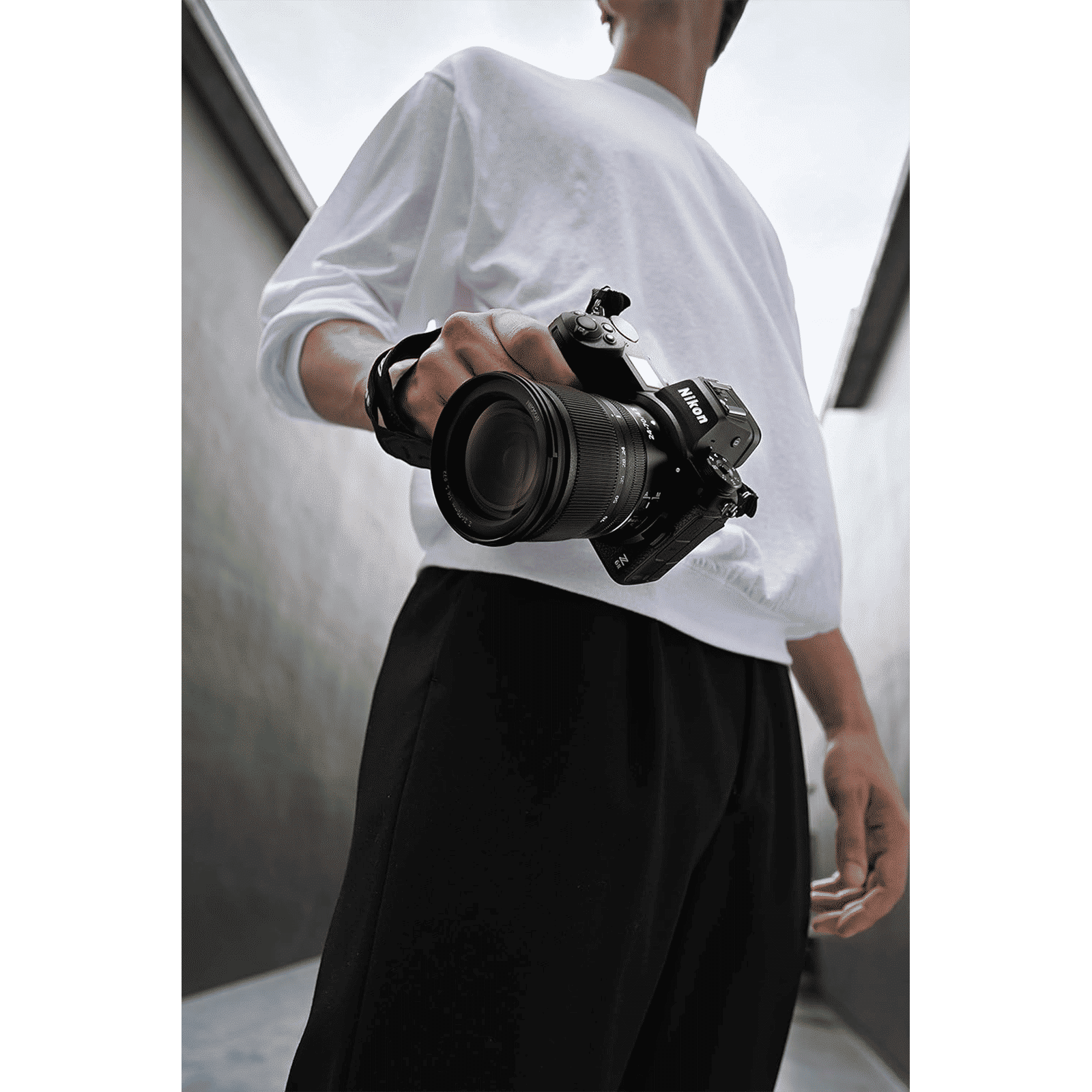 Nikon NIKKOR Z 24-70mm f/4 - f/22 Wide-Angle Zoom Lens for Nikon Z Mount (Autofocus)_6