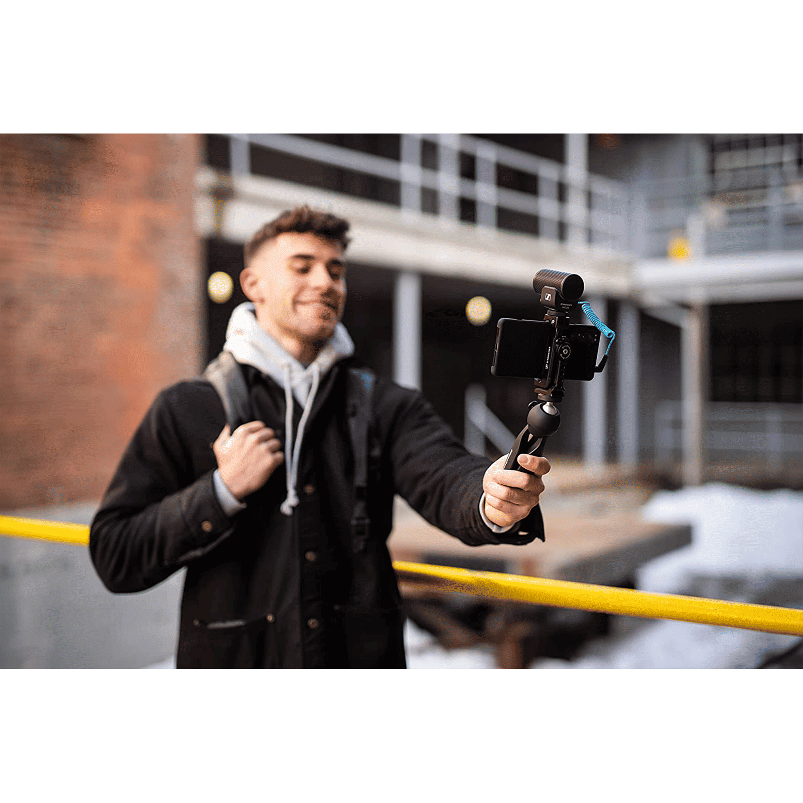 SENNHEISER MKE 200 22.5cm Adjustable Mini Tripod for Mobile and Camera with Mic (180 Degree Locking, Black)_9