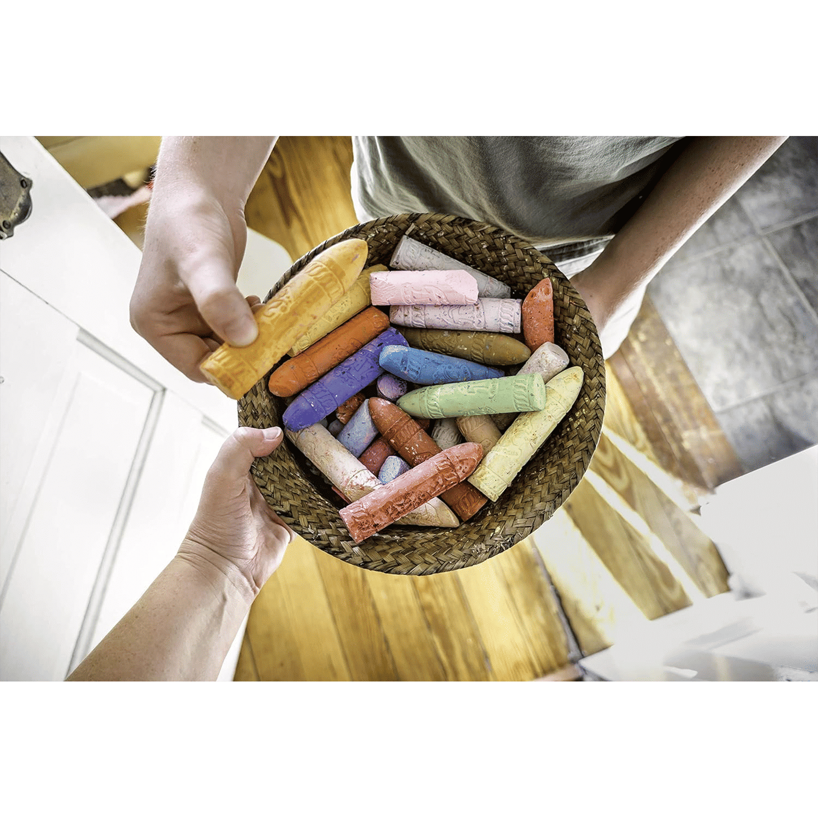 Nikon NIKKOR Z DX 18-140mm f/3.5 - 6.3 Standard Zoom Lens for Nikon Z Mount (STM Motor)_6