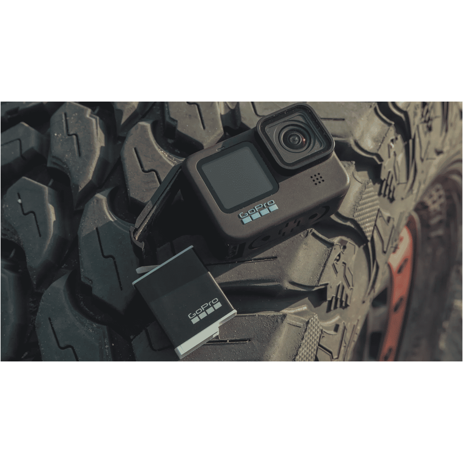 GoPro Enduro 1720 mAh Lithium-ion Rechargeable Battery (Pack of 1) GoPro Enduro 1720 mAh Lithium-ion Rechargeable Battery (Pack of 1)_3