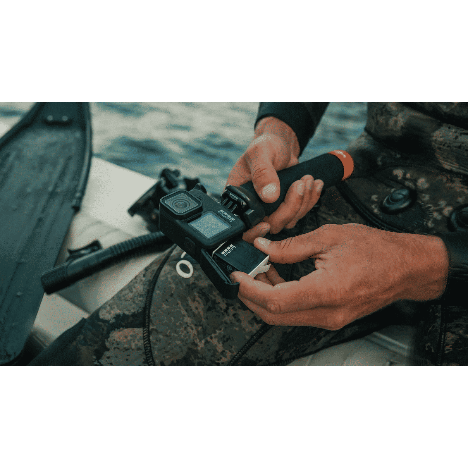 GoPro Enduro 1720 mAh Lithium-ion Rechargeable Battery (Pack of 1) GoPro Enduro 1720 mAh Lithium-ion Rechargeable Battery (Pack of 1)_4