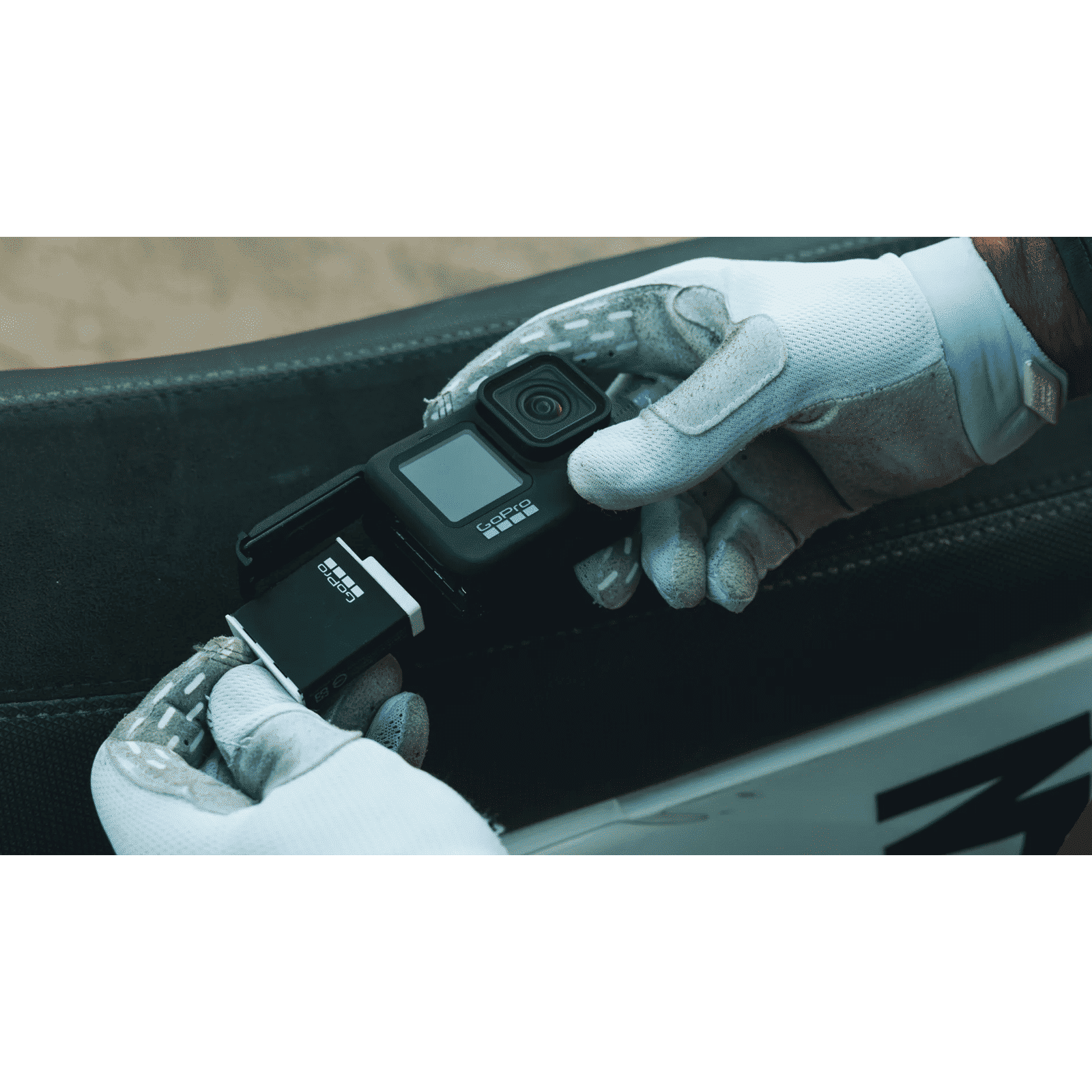 GoPro Enduro 1720 mAh Lithium-ion Rechargeable Battery (Pack of 1) GoPro Enduro 1720 mAh Lithium-ion Rechargeable Battery (Pack of 1)_5