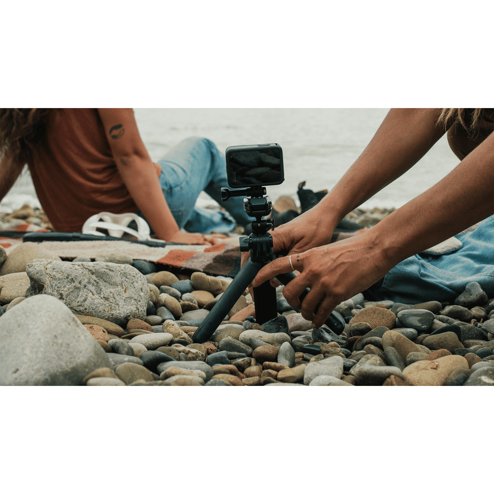 GoPro 3-Way 2.0 49.53cm Adjustable Tripod for Action Camera (360 Degree Rotatable, Black)_9